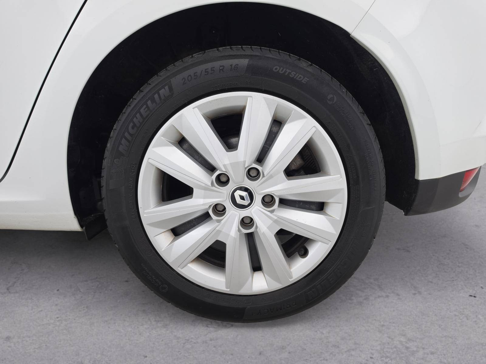 Vente en ligne Renault Megane 4  BLUE DCI 115 au prix de 13 900 €