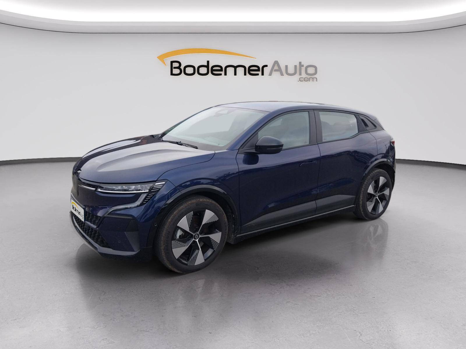 Renault Megane E-Tech  EV40 130ch standard charge occasion de 2023 en vente à Brest
