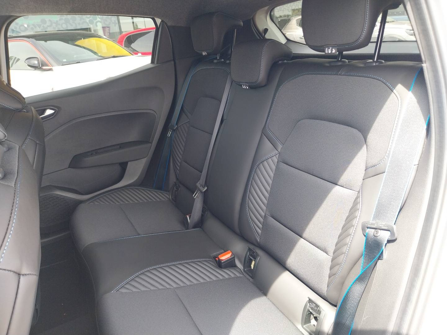 Vente en ligne Renault Clio esprit Alpine TCe 90 ch - 24 au prix de 21 491 €