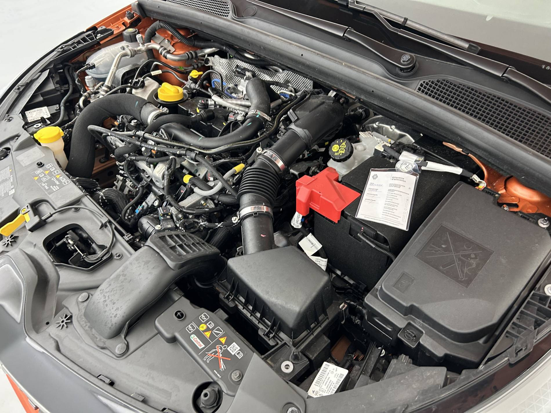 Vente en ligne Renault Clio 5 Clio Eco-G 100 ch GSR2 au prix de 17 970 €