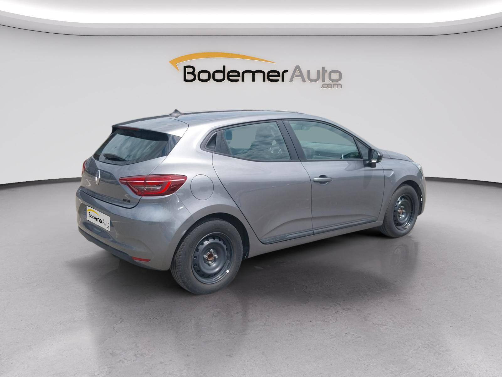 Vente en ligne Renault Clio 5 Clio E-Tech full hybrid 145 au prix de 16 990 €