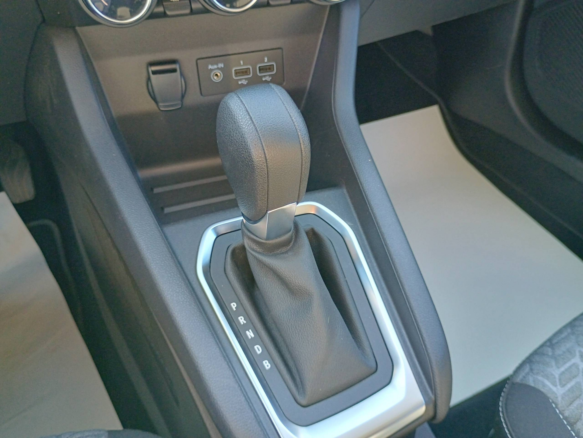Vente en ligne Renault Clio 5 Clio E-Tech full hybrid 145 au prix de 15 890 €