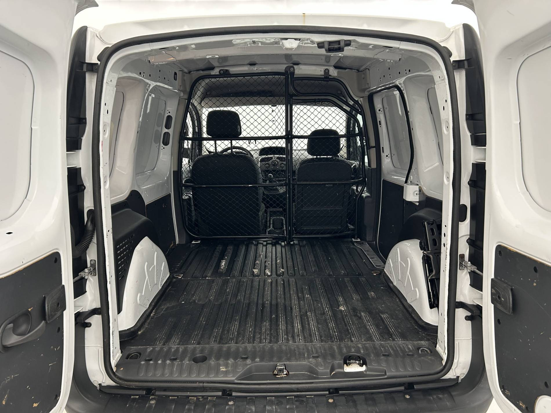 Vente en ligne Renault Kangoo Express  1.5 DCI 90 ENERGY au prix de 9 490 €