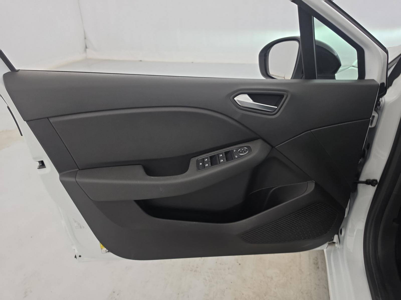 Vente en ligne Renault Clio 5 Clio TCe 90 au prix de 13 850 €