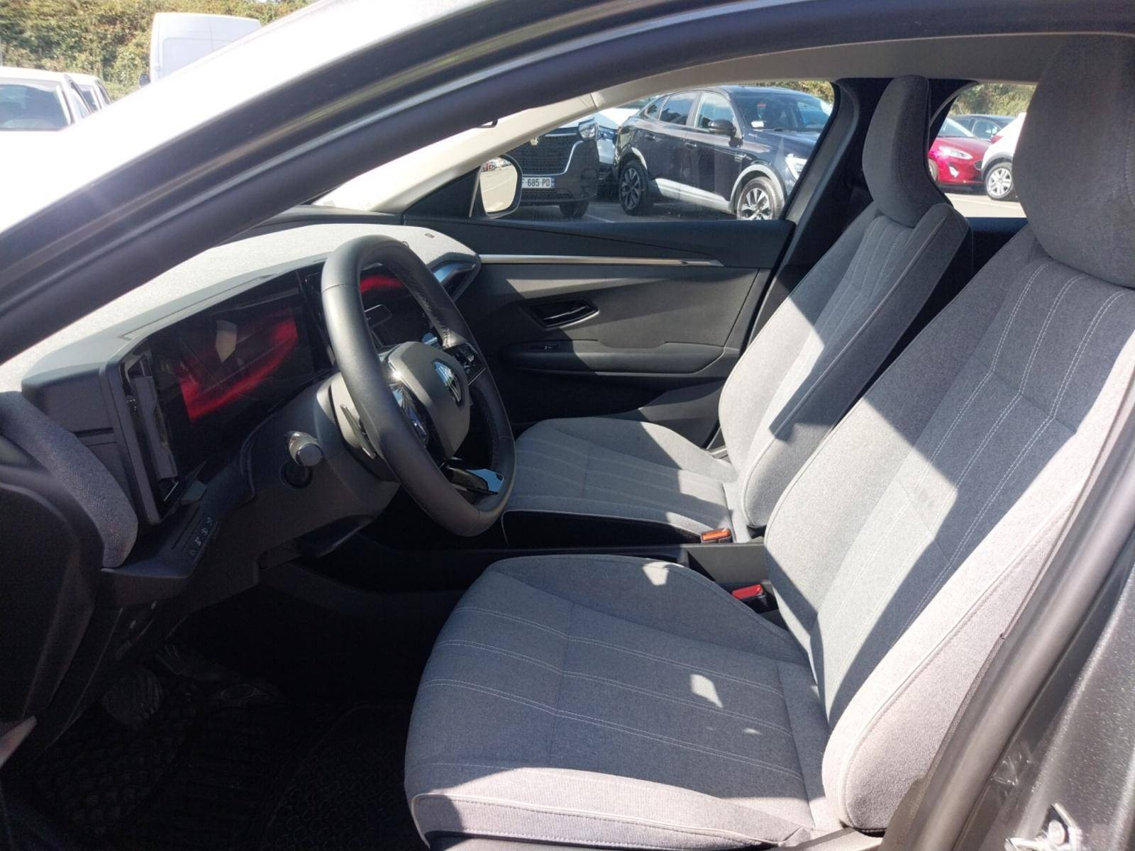 Vente en ligne Renault Megane E-Tech  EV60 220 ch super charge au prix de 23 990 €