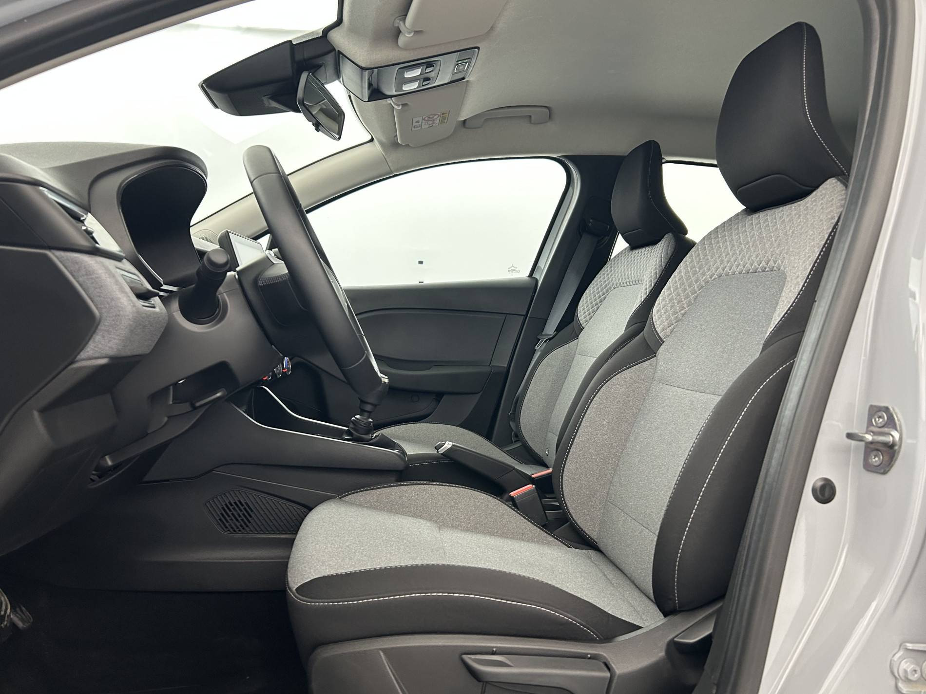 Vente en ligne Renault Clio 5 Clio TCe 90 au prix de 15 990 €