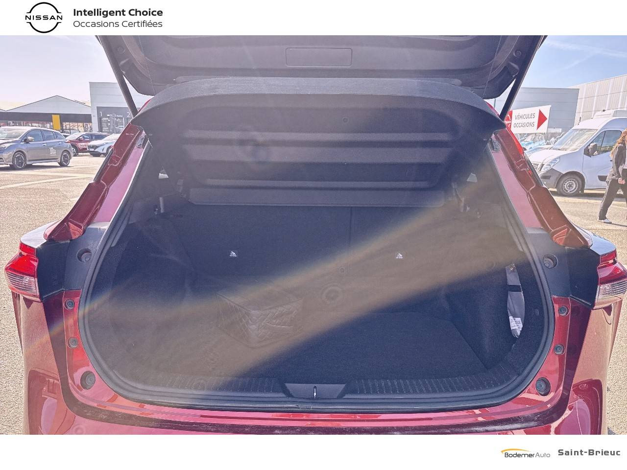 Vente en ligne Nissan Qashqai Qashqai 1.3 DIG-T 140 au prix de 17 990 €