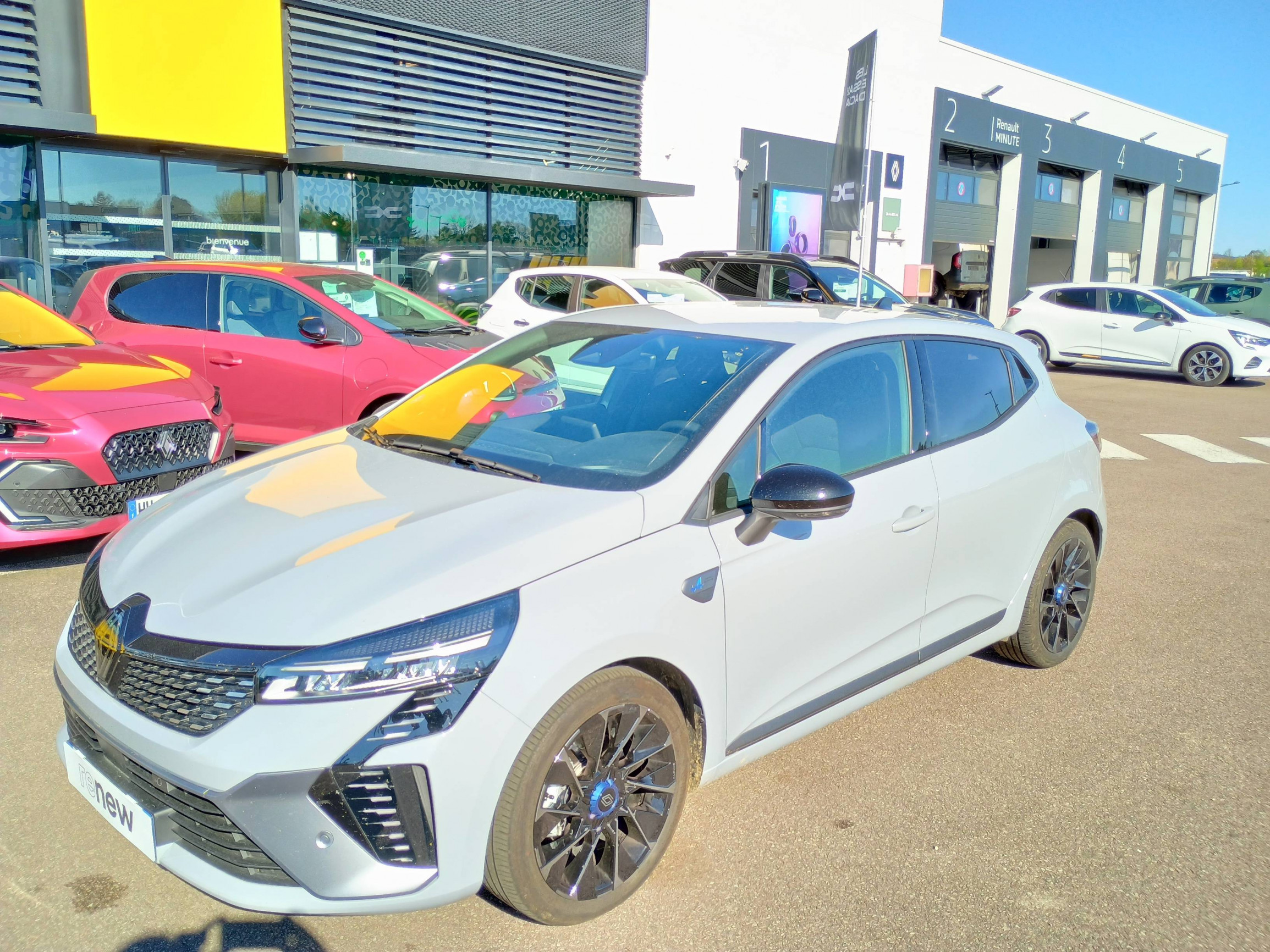 Renault Clio 5 Clio E-Tech full hybrid 145 ch GSR2 occasion de 2024 en vente à Alençon