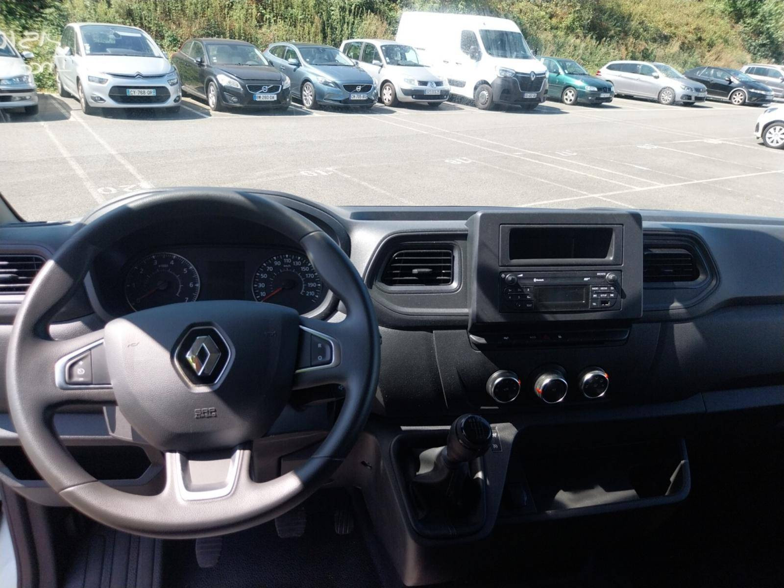 Vente en ligne Renault Master Fourgon MASTER FGN TRAC F3500 L3H3 BLUE DCI 135 au prix de 26 490 €
