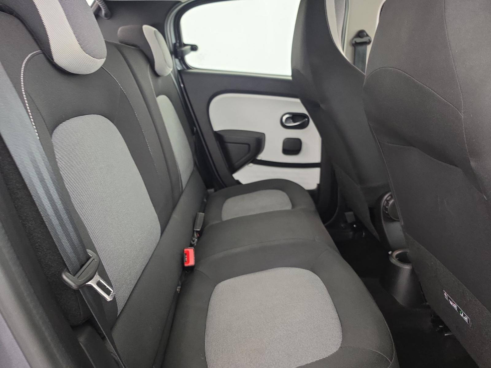 Vente en ligne Renault Twingo Electrique Twingo III E-Tech au prix de 12 990 €