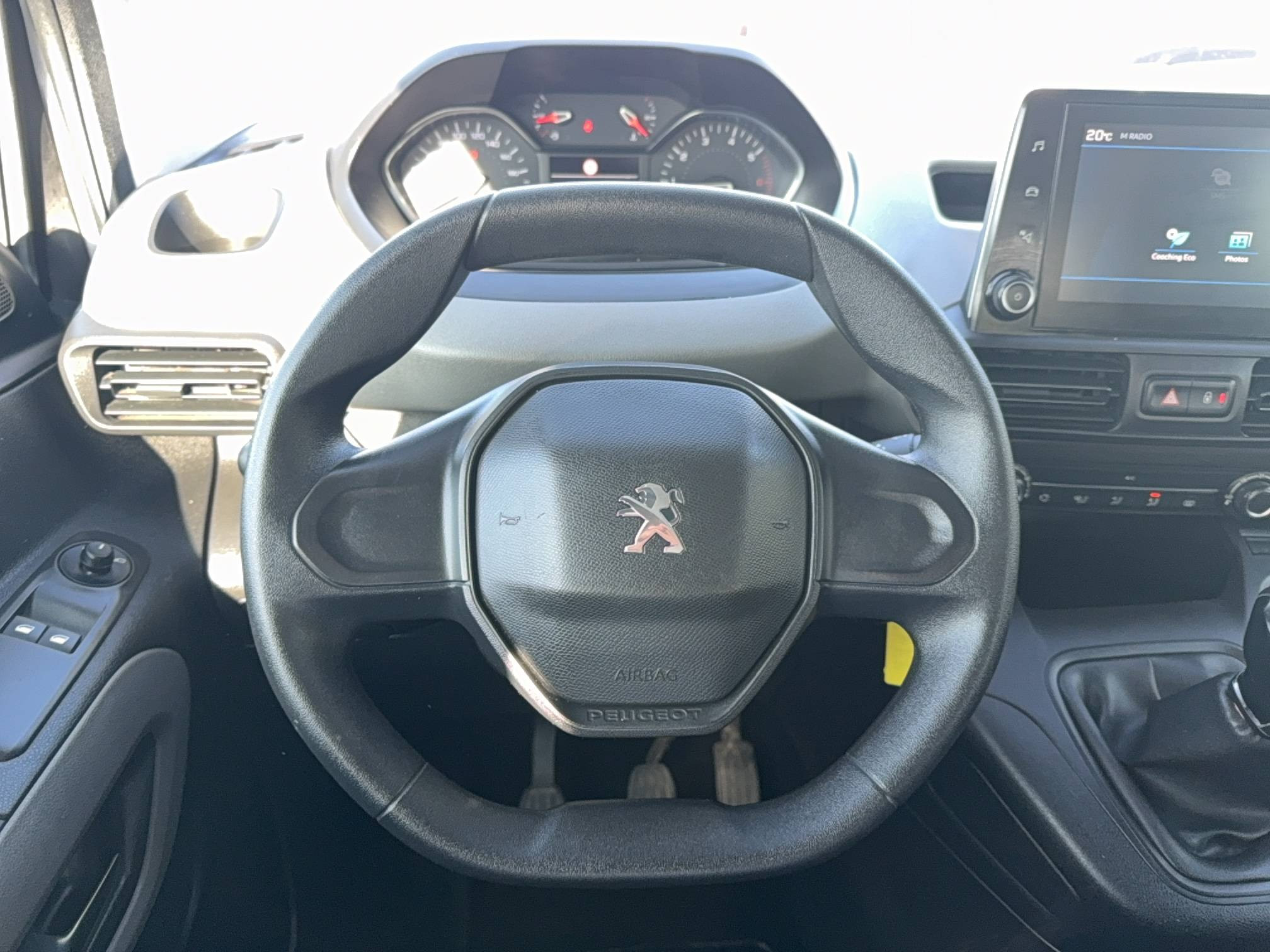 Vente en ligne Peugeot Rifter  Standard BlueHDi 100 BVM5 au prix de 15 490 €