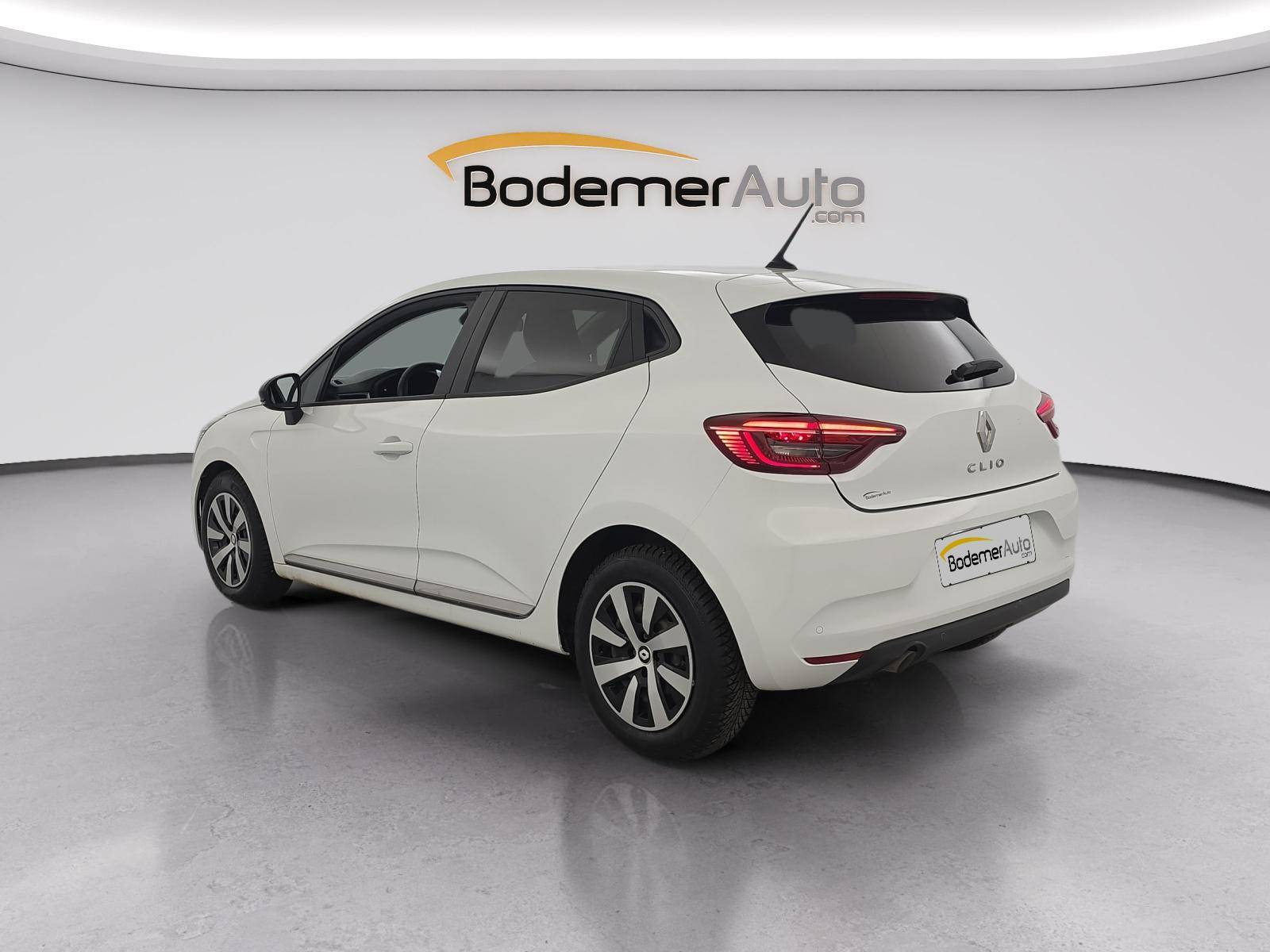 Vente en ligne Renault Clio 5 Clio TCe 90 au prix de 13 690 €