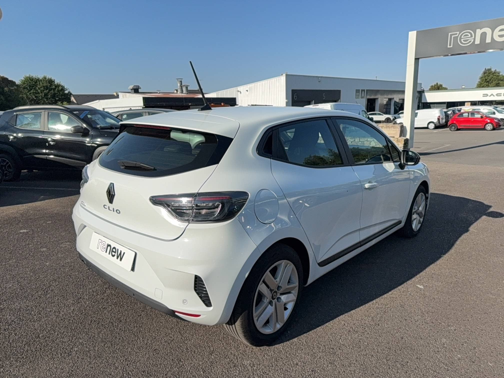 Vente en ligne Renault Clio 5 Clio dCi 100 au prix de 14 990 €