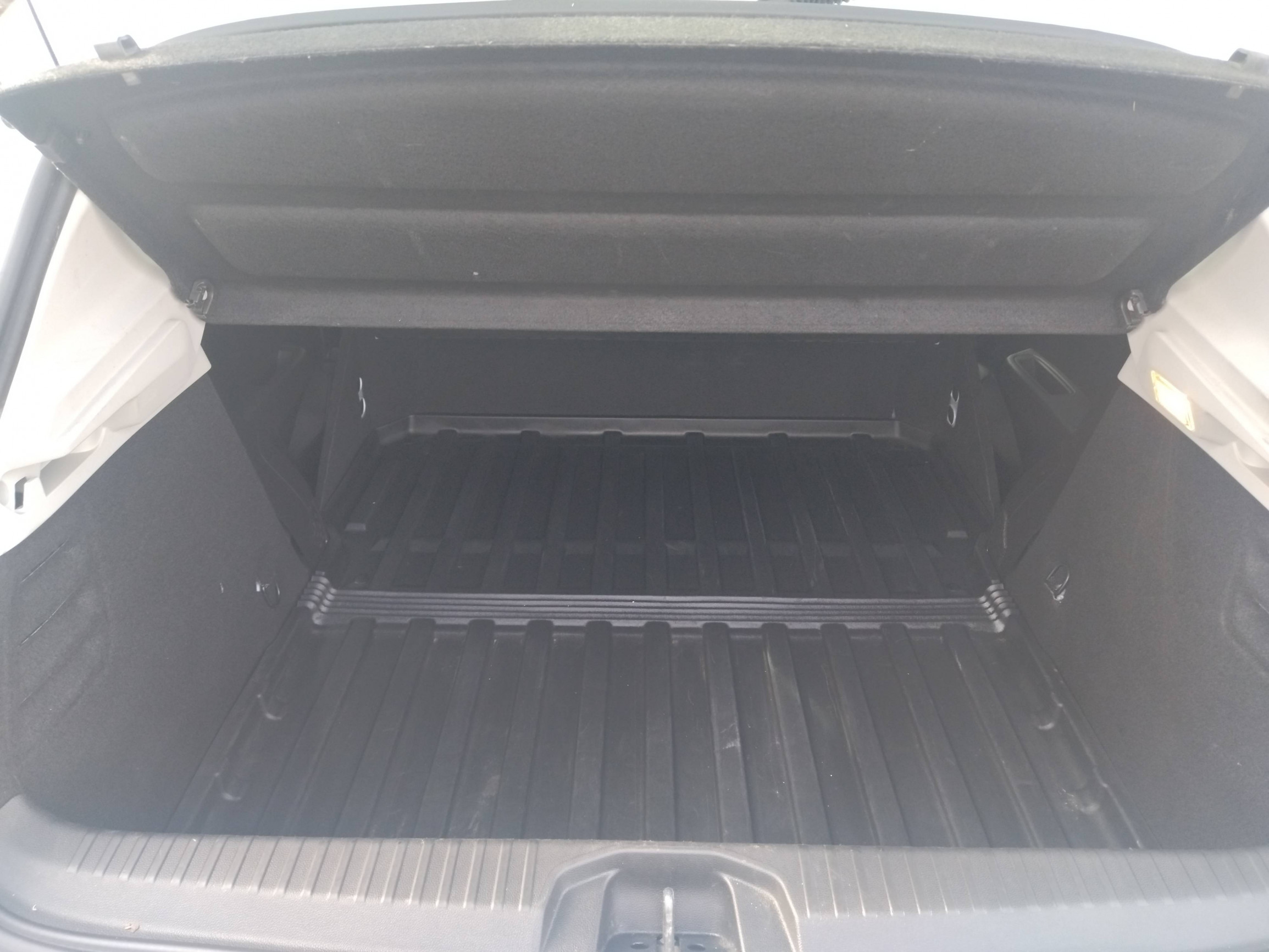 Vente en ligne Renault Clio 5 CLIO SOCIETE BLUE DCI 85 au prix de 12 588 €