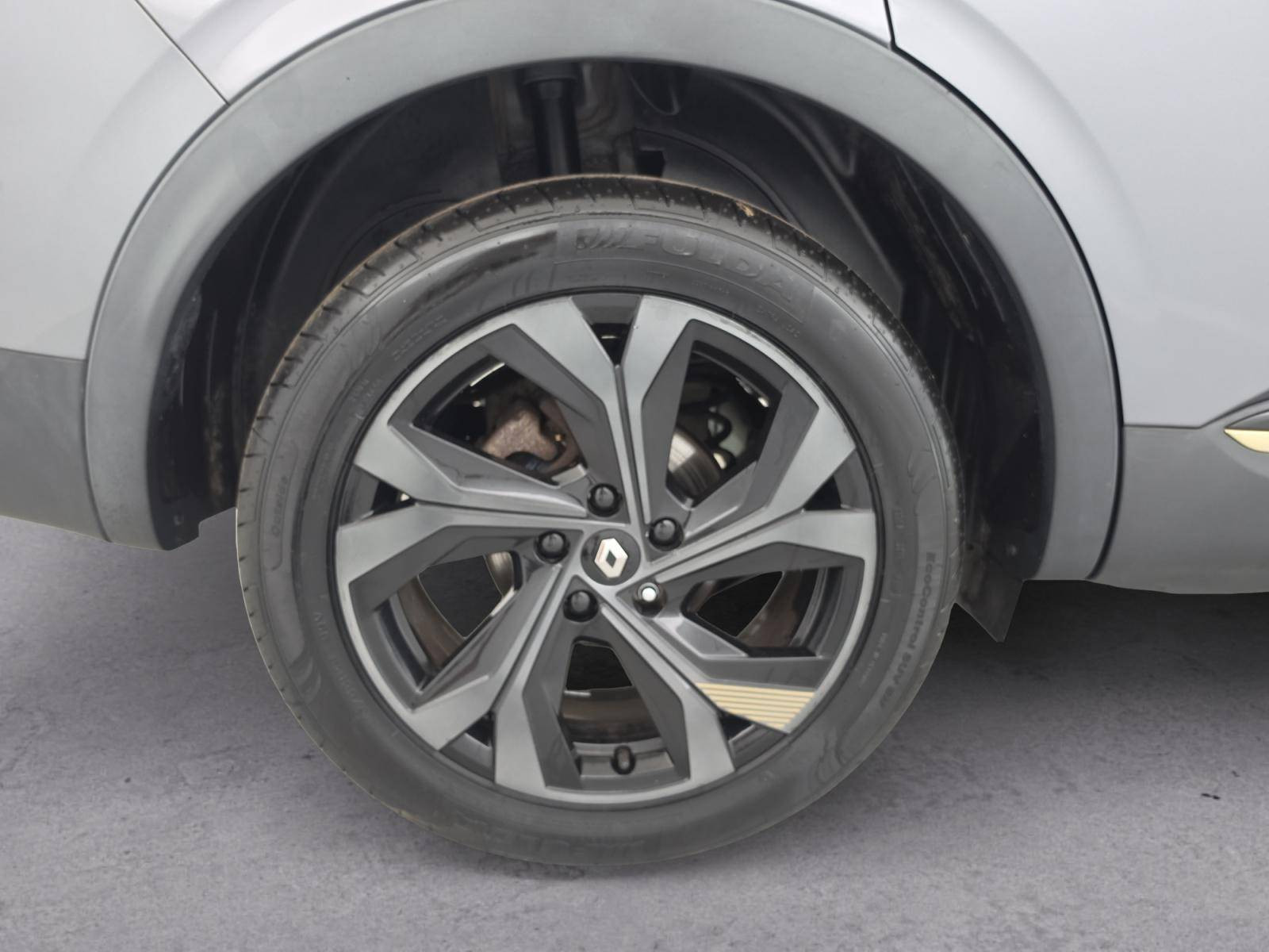 Vente en ligne Renault Arkana  E-Tech hybride 145 - 22 au prix de 21 900 €