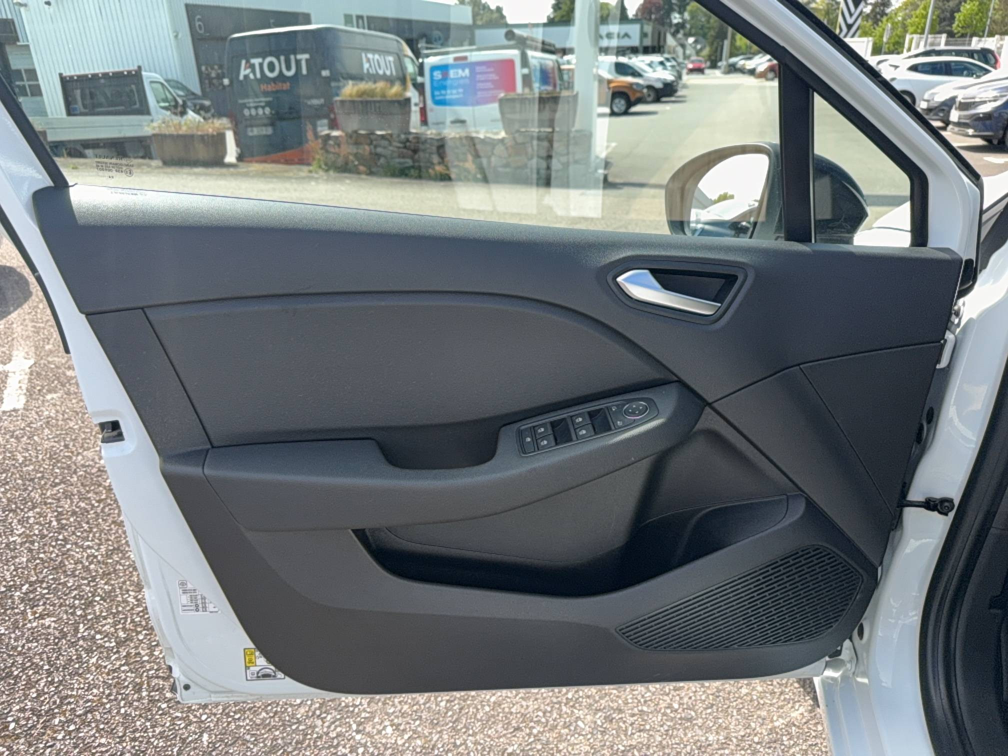 Vente en ligne Renault Clio 5 Clio TCe 100 GPL au prix de 16 490 €