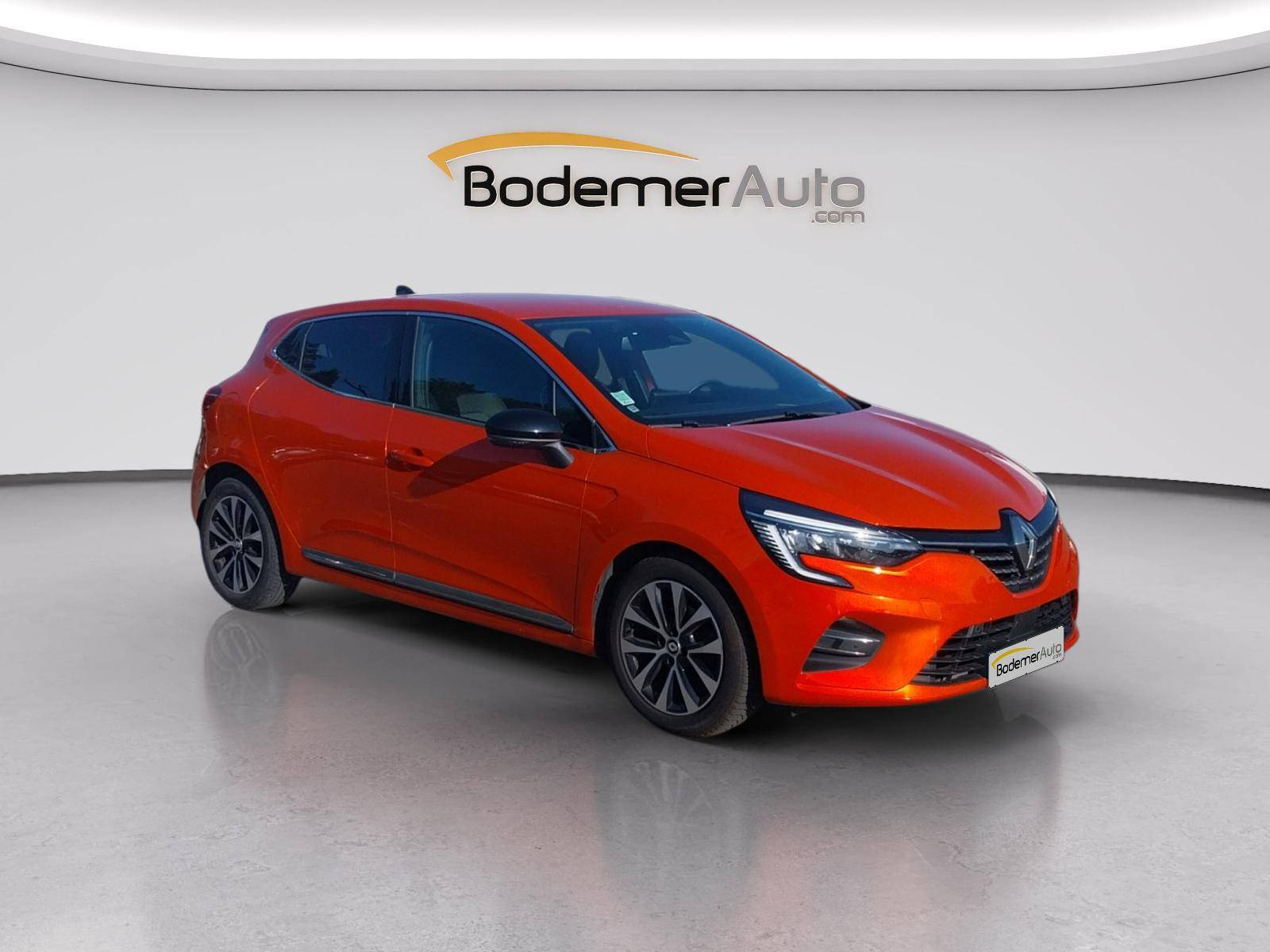 Vente en ligne Renault Clio 5 Clio TCe 90 au prix de 15 290 €