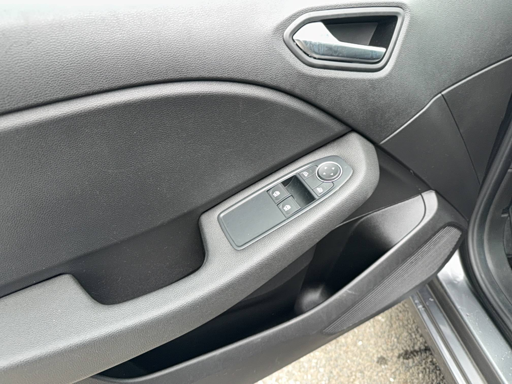 Vente en ligne Renault Clio 5 Clio TCe 90 au prix de 14 990 €