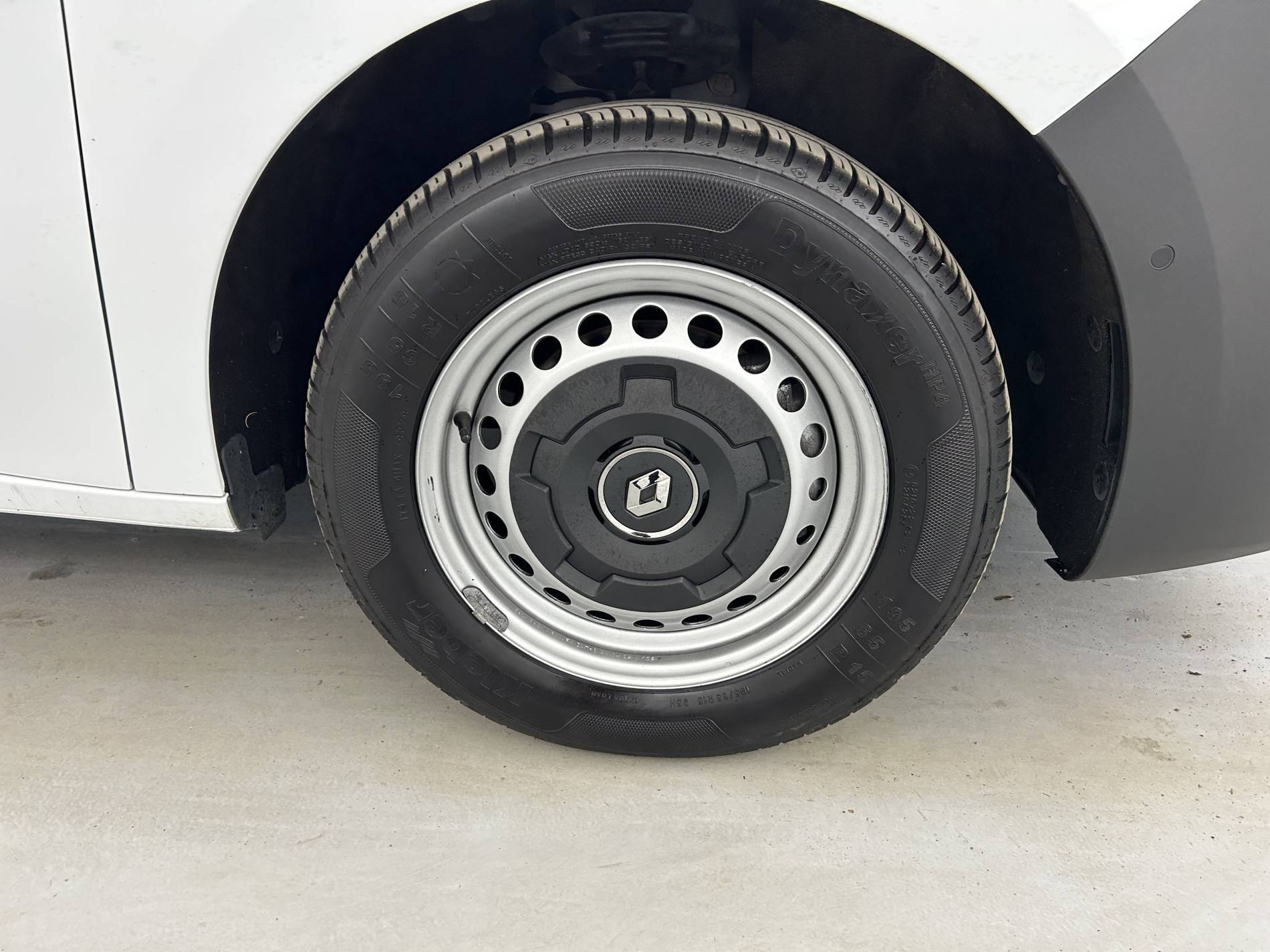 Vente en ligne Renault Kangoo Van  BLUE DCI 115 EDC au prix de 20 490 €