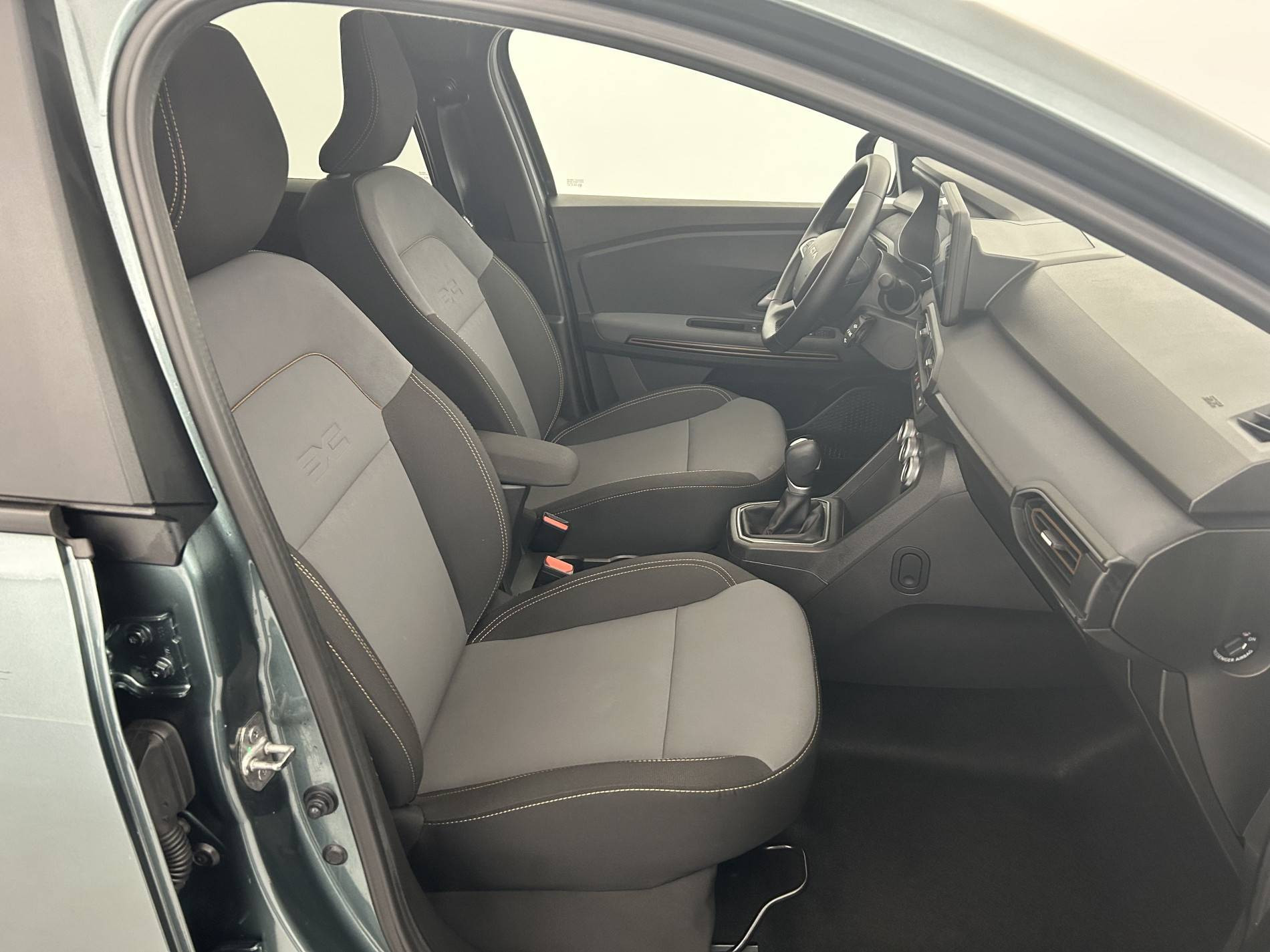 Vente en ligne Dacia Jogger  Hybrid 140 7 places GSR2 au prix de 23 890 €