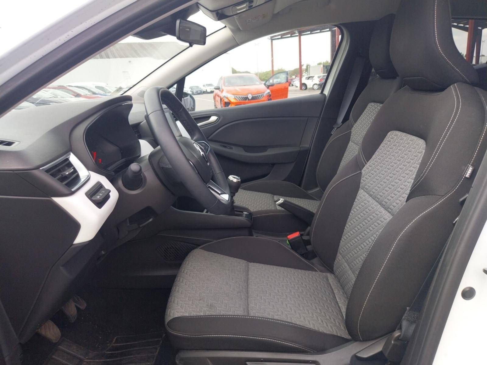 Vente en ligne Renault Clio 5 Clio TCe 90 au prix de 13 990 €