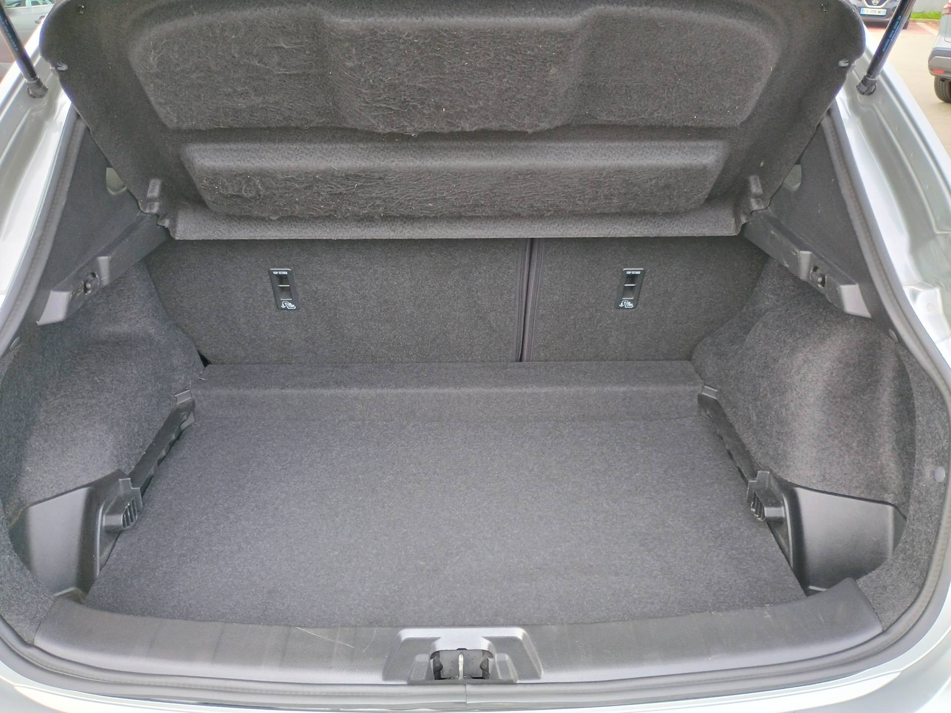 Vente en ligne Nissan Qashqai Qashqai 1.3 DIG-T 160 DCT au prix de 17 990 €