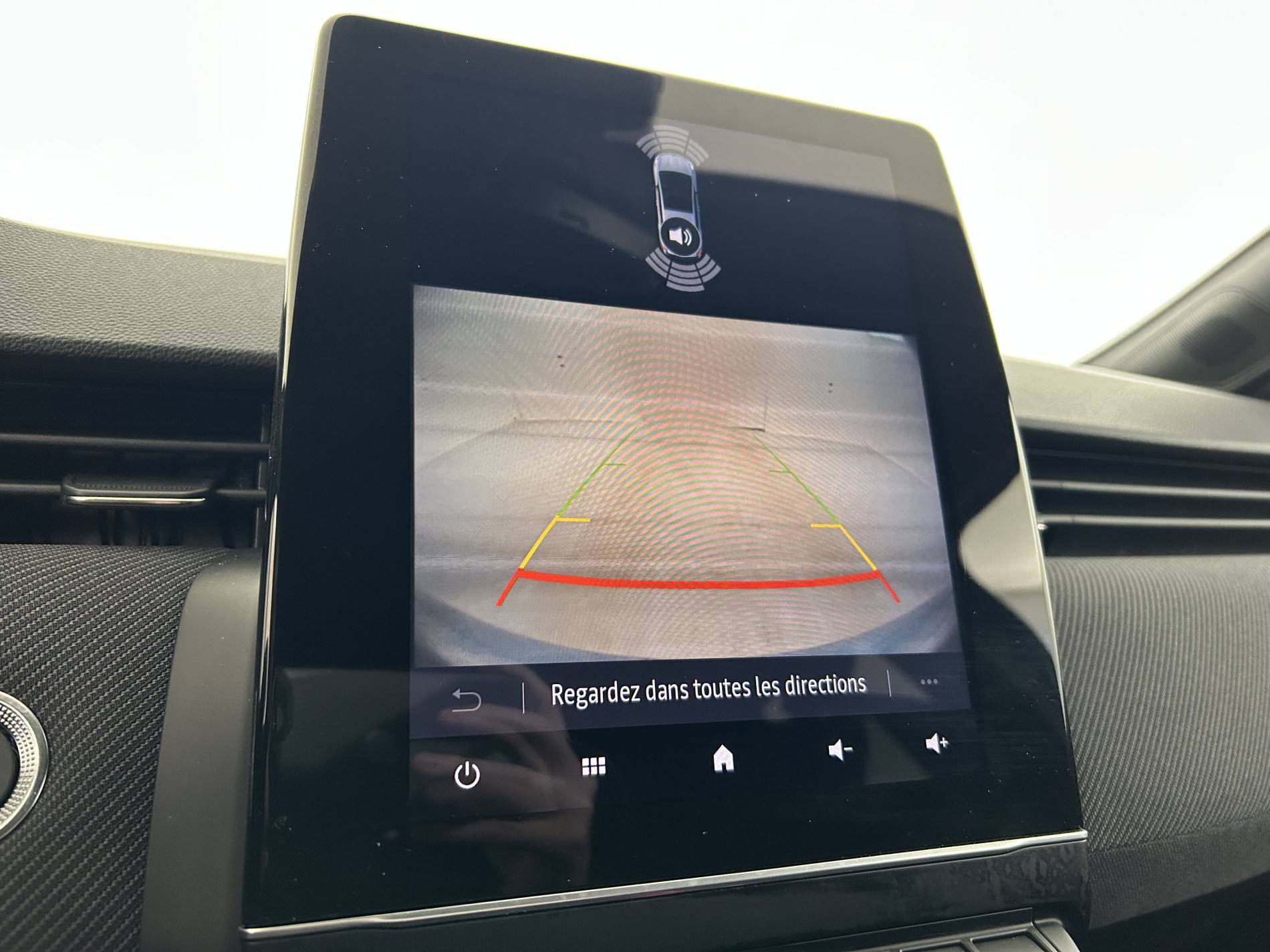 Vente en ligne Renault Clio 5 Clio E-Tech full hybrid 145 au prix de 21 990 €