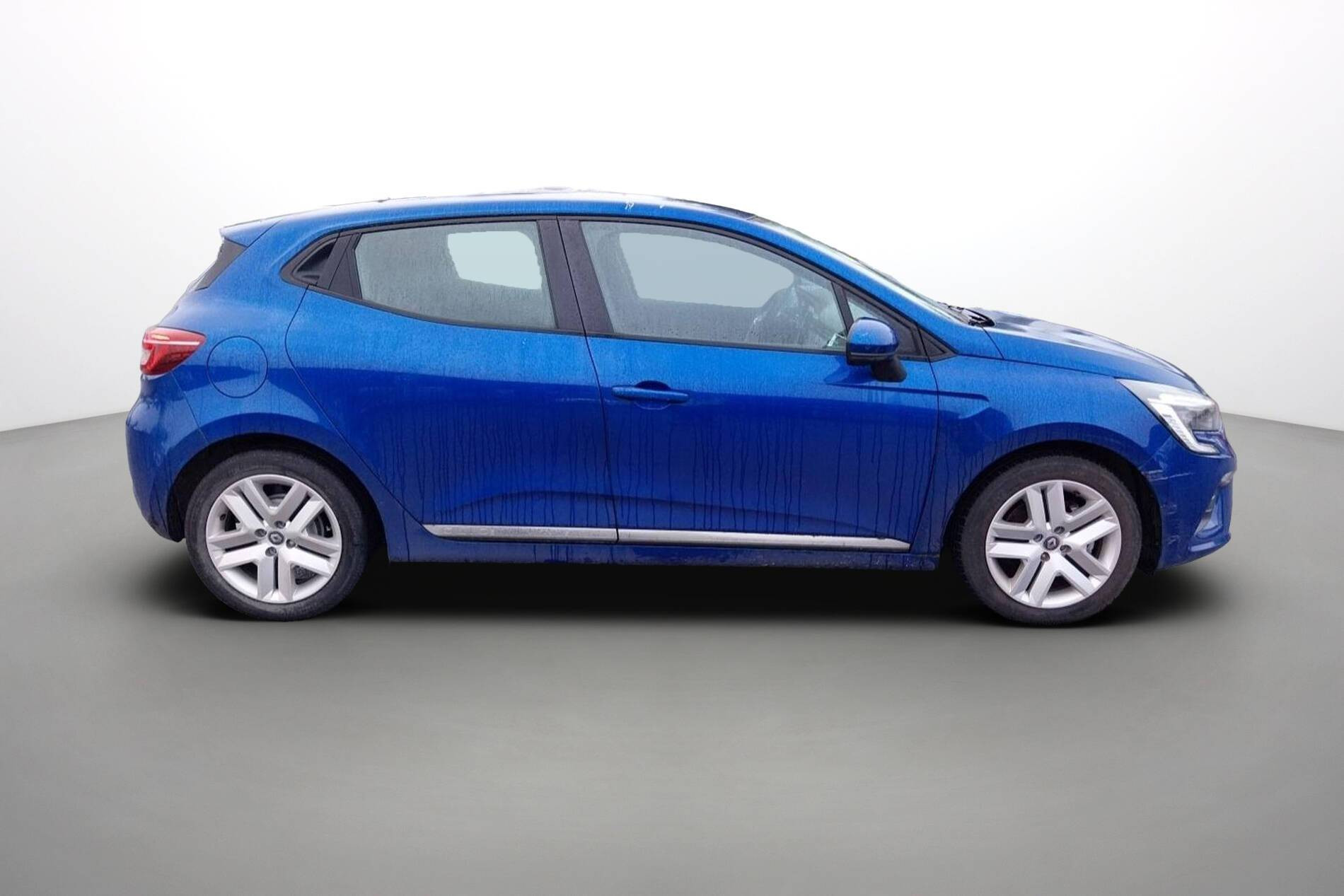 Vente en ligne Renault Clio 5 Clio E-Tech 140 - 21N au prix de 16 500 €