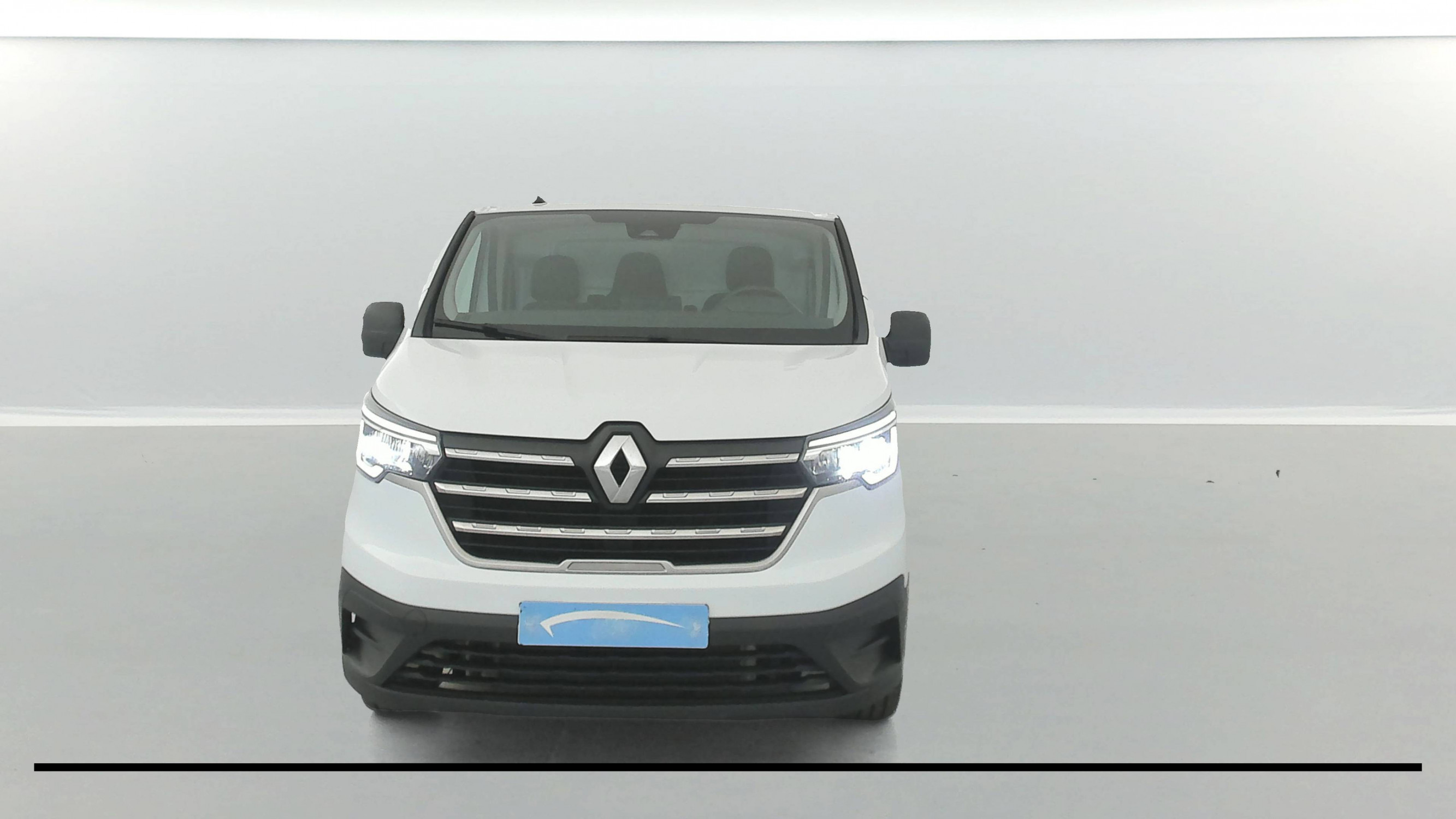 Vente en ligne Renault Trafic 3 Fourgon TRAFIC FGN L2H1 3000 KG BLUE DCI 130 au prix de 21 990 €