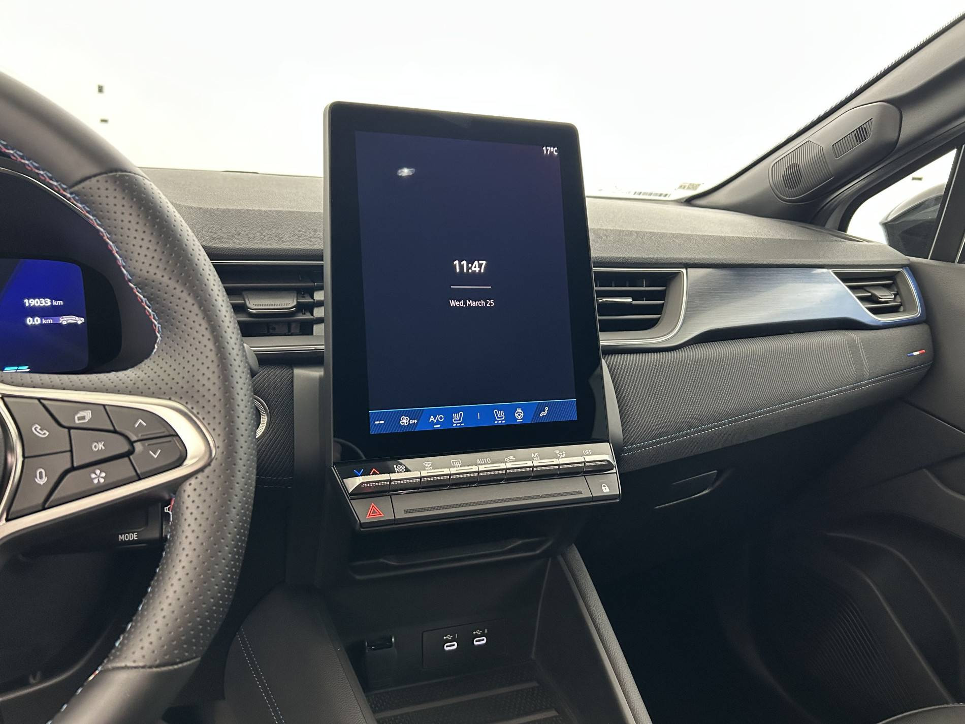 Vente en ligne Renault Symbioz  E-Tech full hybrid 145 au prix de 28 690 €