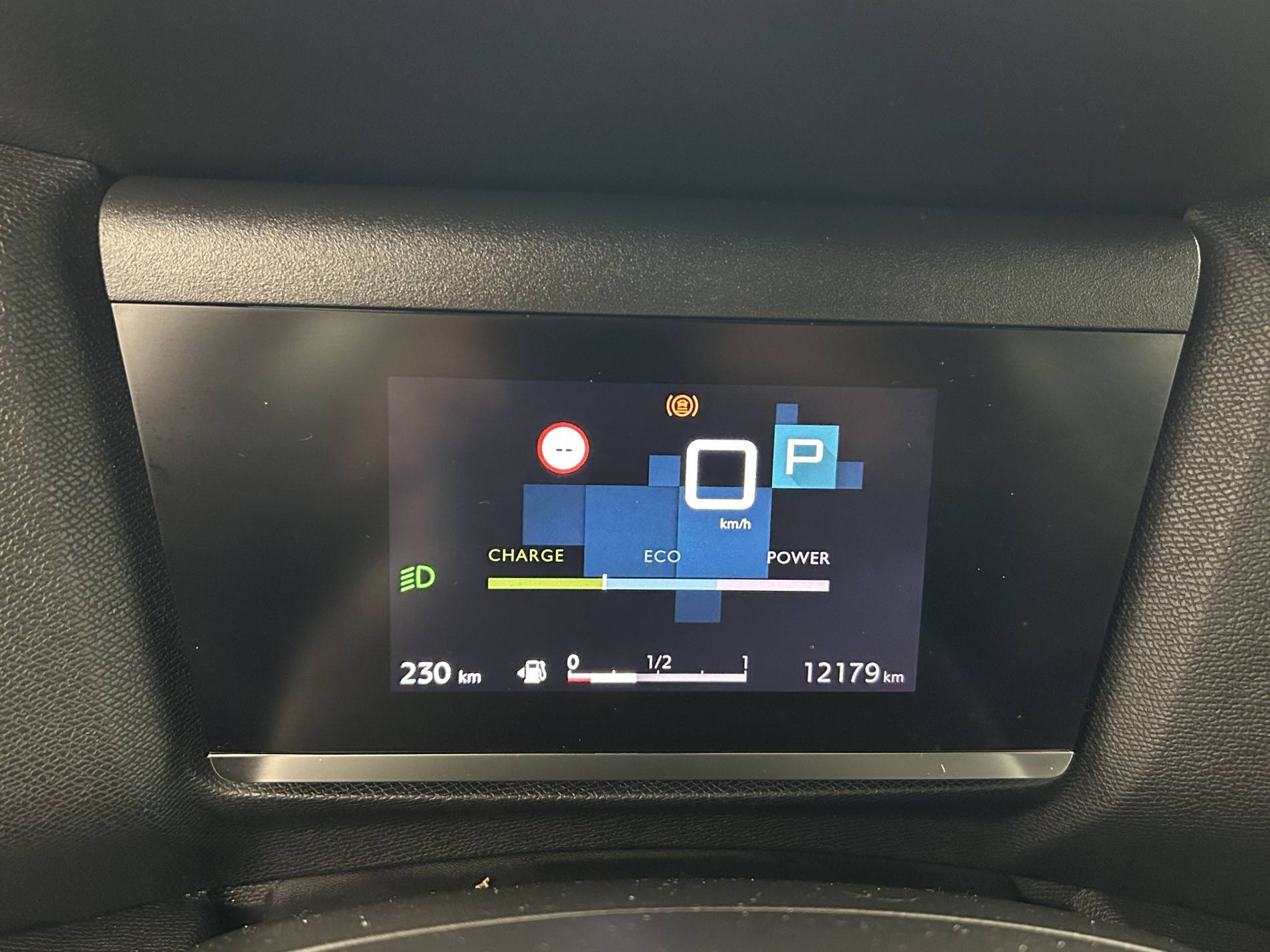 Vente en ligne Citroën C4  Hybride 136 e-DCS6 au prix de 19 990 €