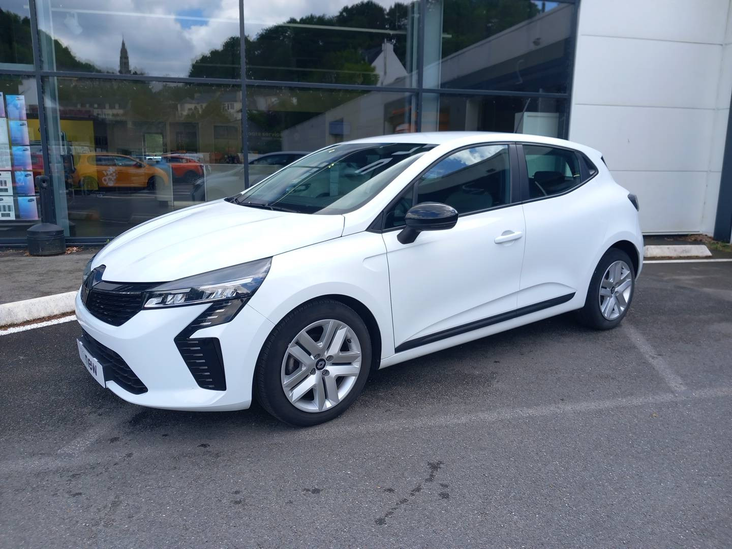 Renault Clio 5 Clio TCe 100 GPL occasion de 2024 en vente à Châteaulin
