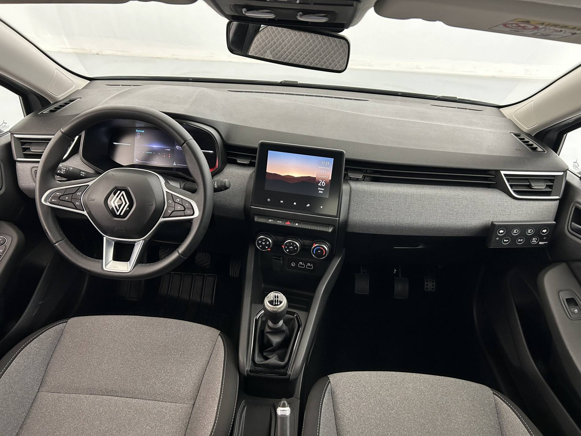 Vente en ligne Renault Clio 5 Clio dCi 100 au prix de 15 390 €