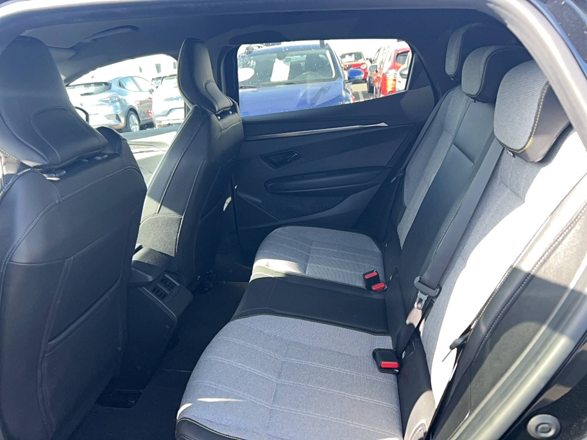 Vente en ligne Renault Megane E-Tech  EV60 220 ch super charge au prix de 21 900 €