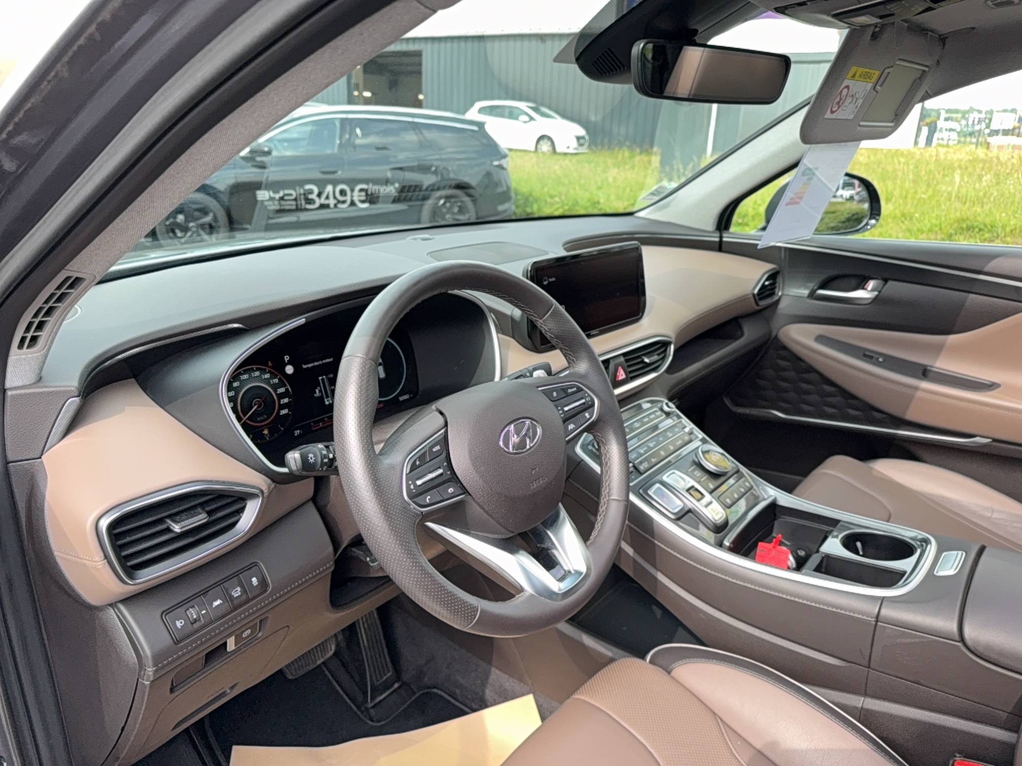 Vente en ligne Hyundai Santa Fe  1.6 T-GDi Hybrid 230 BVA6 au prix de 29 990 €