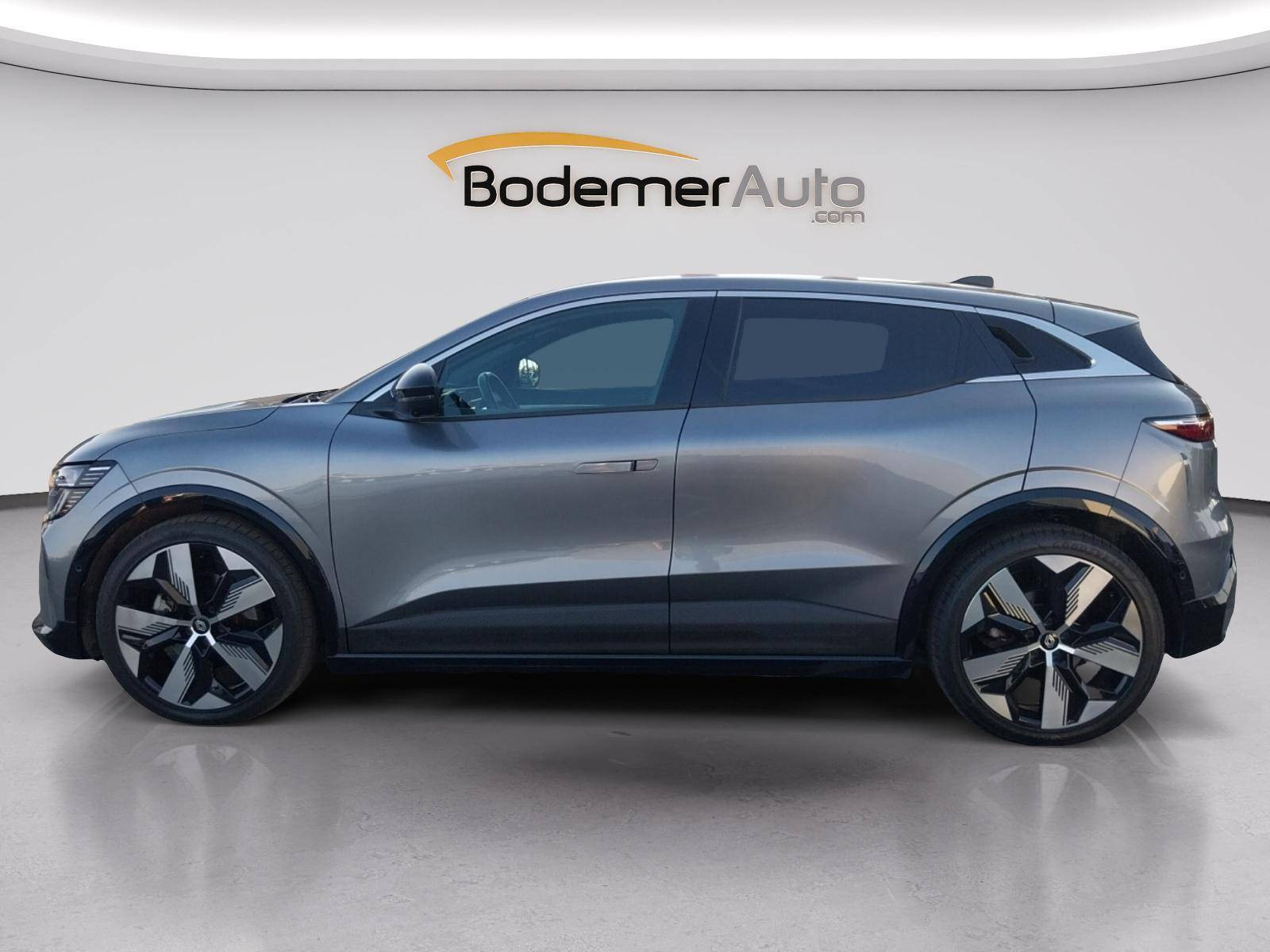Vente en ligne Renault Megane E-Tech  EV40 130ch standard charge au prix de 18 900 €