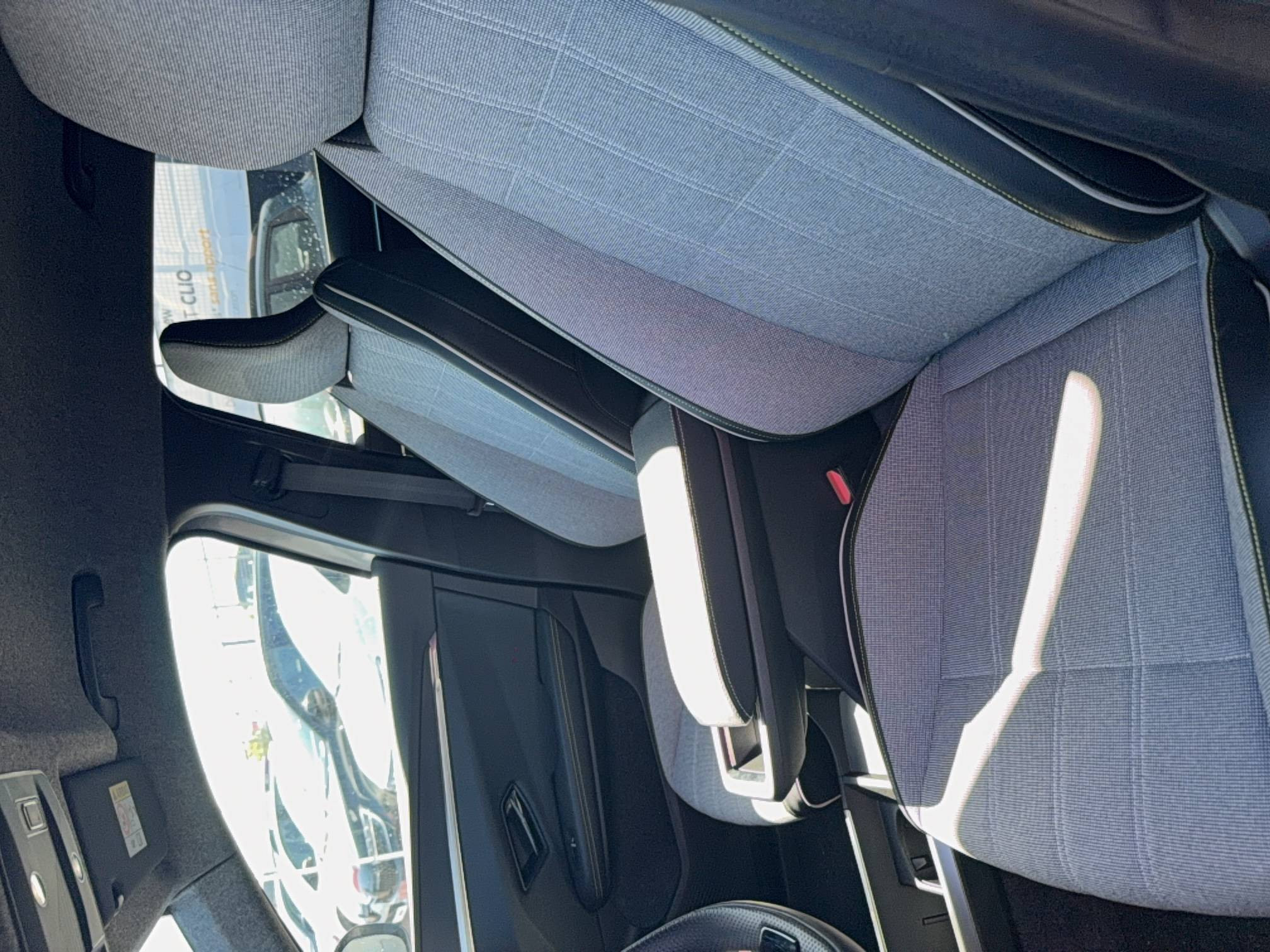 Vente en ligne Renault Scenic E-Tech Scenic E-Tech électrique 220 ch grande autonomie au prix de 36 990 €