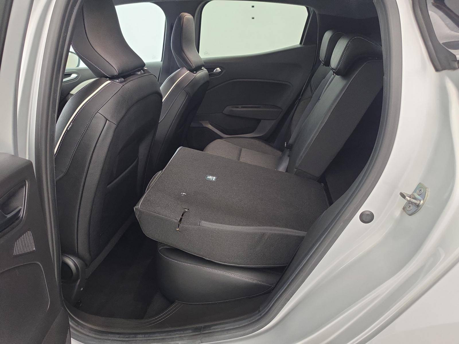 Vente en ligne Renault Clio 5 Clio TCe 90 au prix de 14 490 €