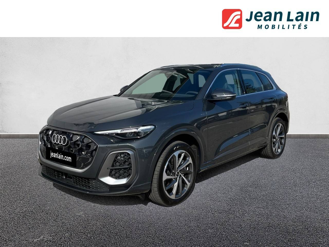 Vente en ligne AUDI Q5 Q5 e-hybrid 299 ch S tronic 7 Quattro S line de 2025 au prix de 69 900 €