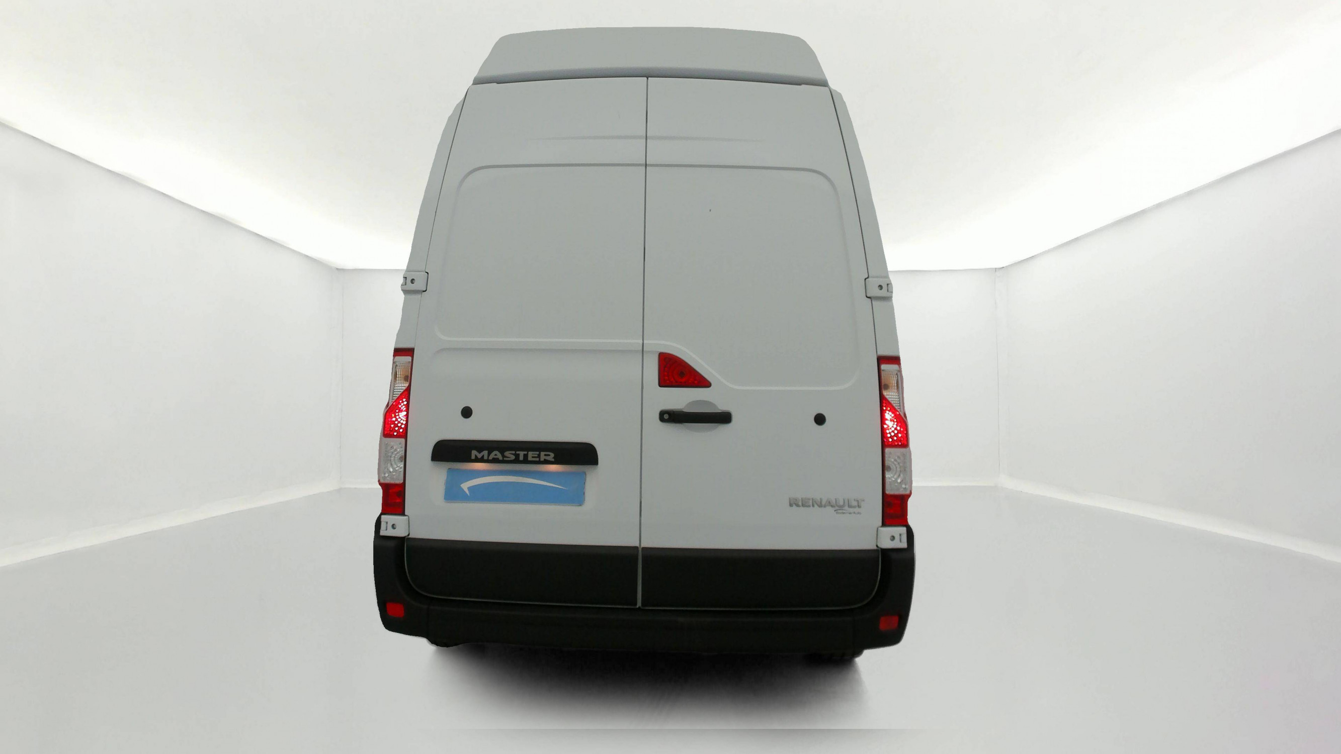 Vente en ligne Renault Master Fourgon MASTER FGN TRAC F3500 L3H3 BLUE DCI 135 au prix de 24 990 €