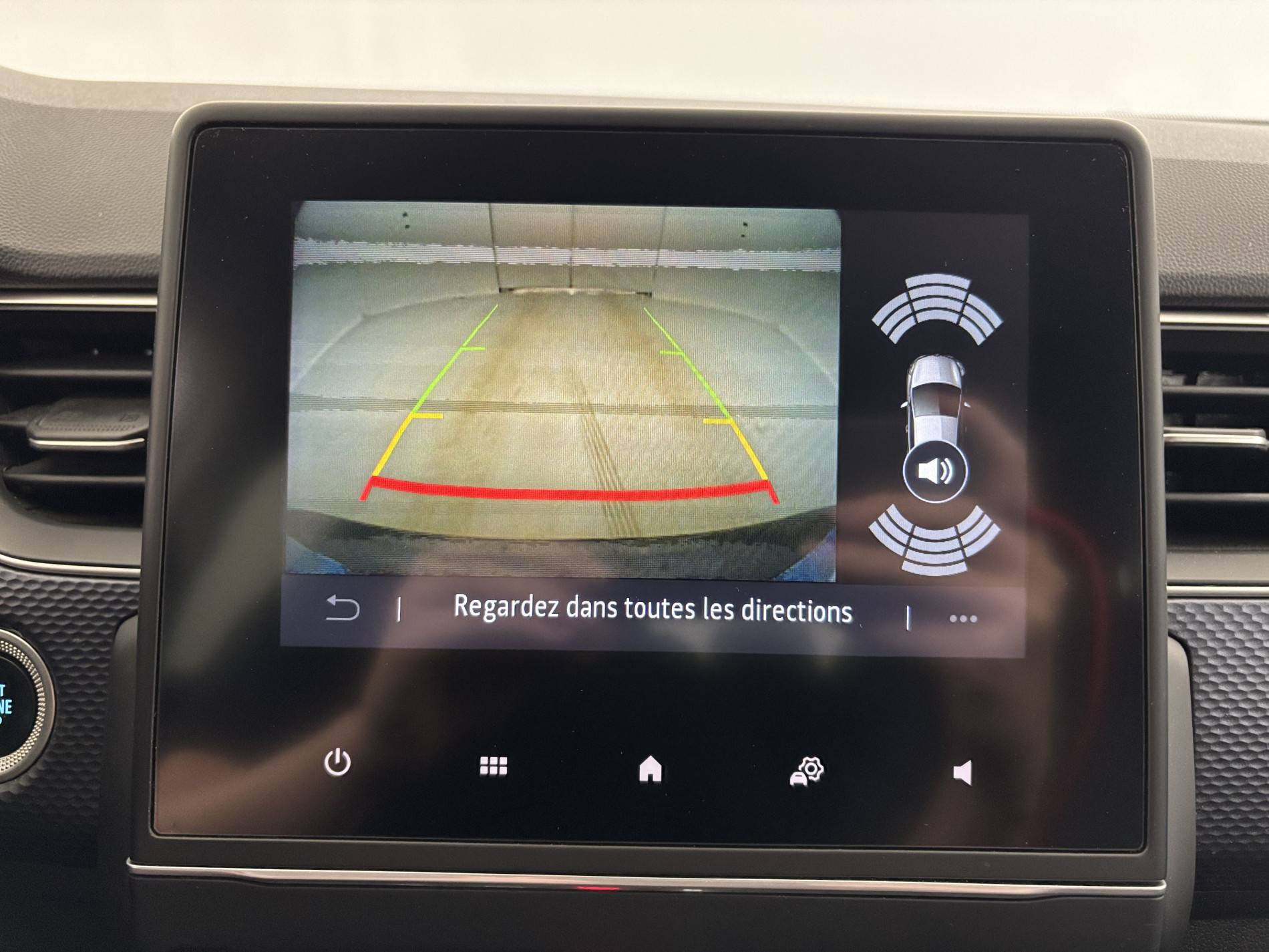 Vente en ligne Renault Arkana  E-Tech hybride 145 - 22 au prix de 18 990 €
