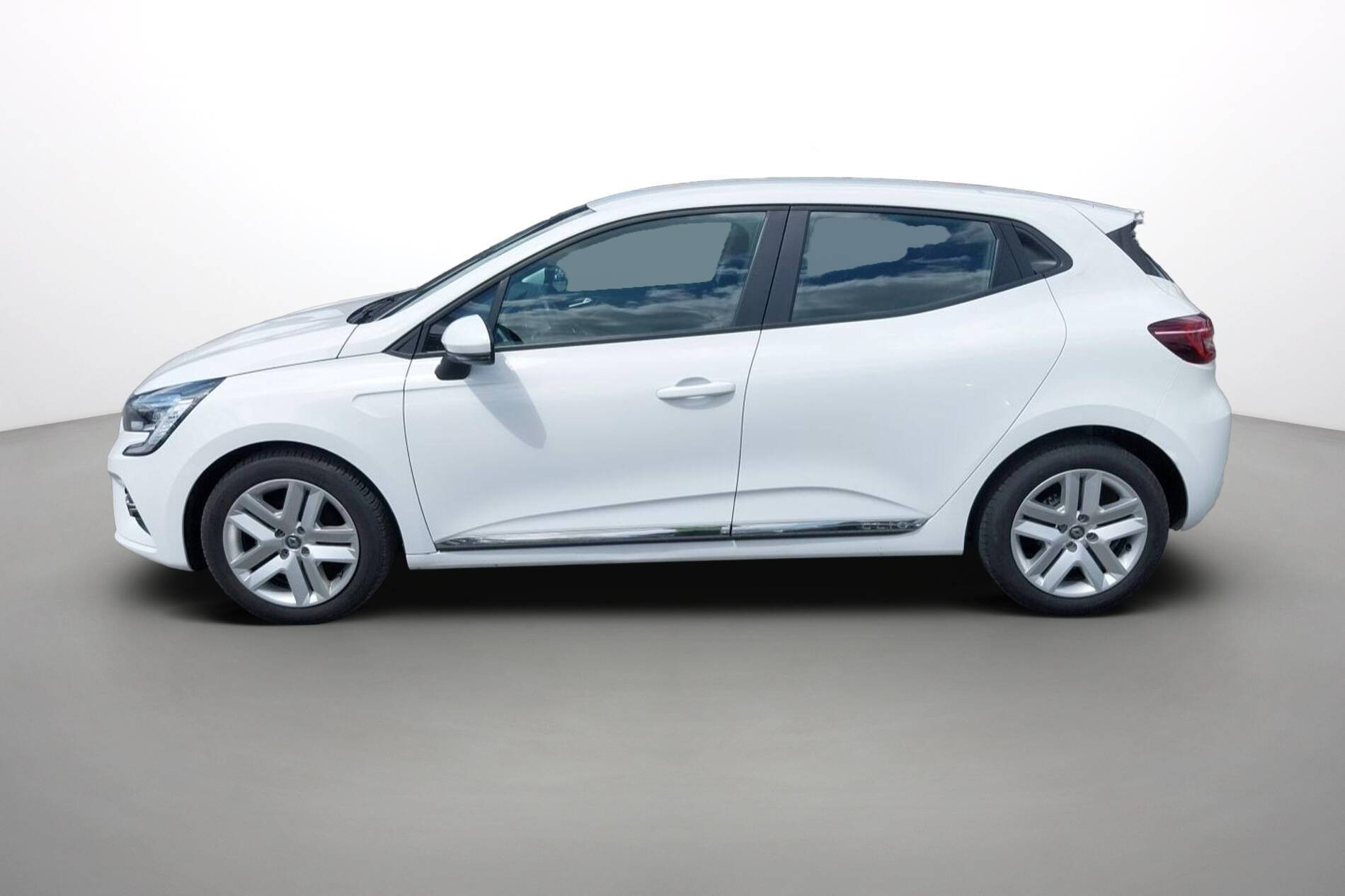 Vente en ligne Renault Clio 5 Clio TCe 100 au prix de 12 590 €