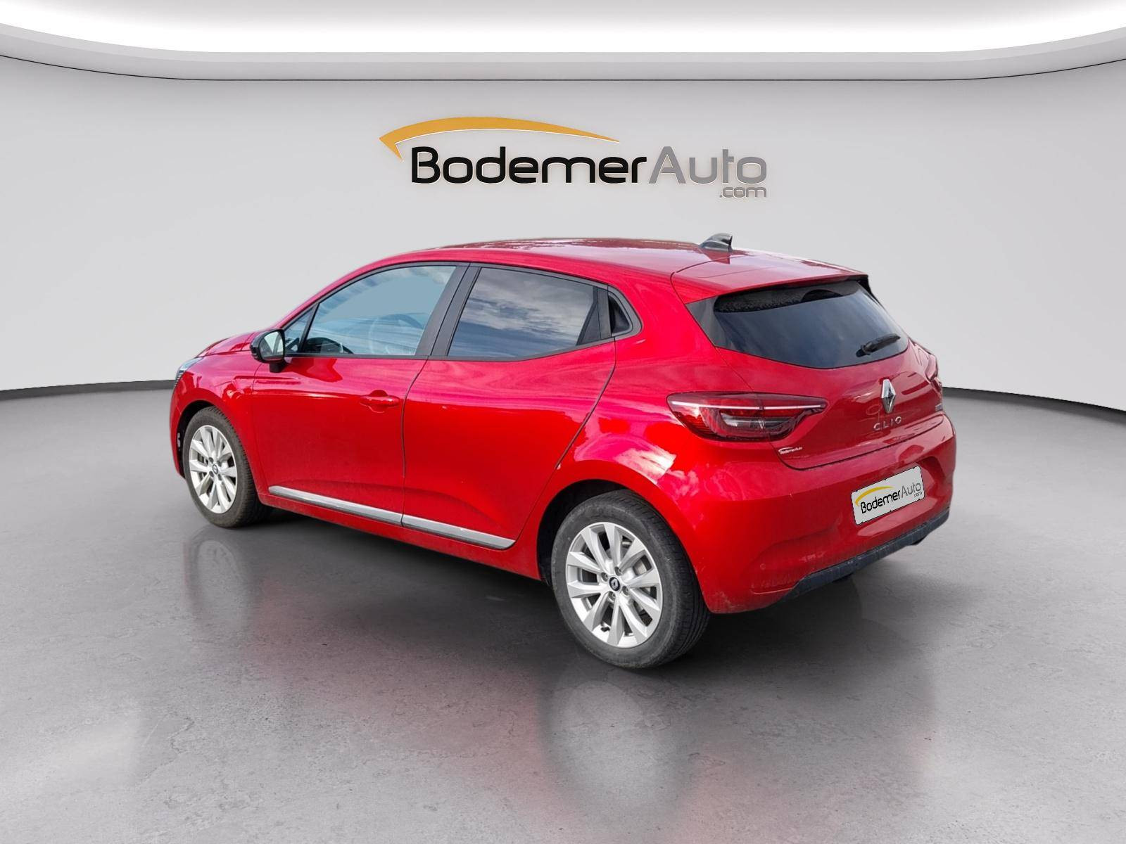 Vente en ligne Renault Clio 5 Clio E-Tech full hybrid 145 au prix de 15 690 €