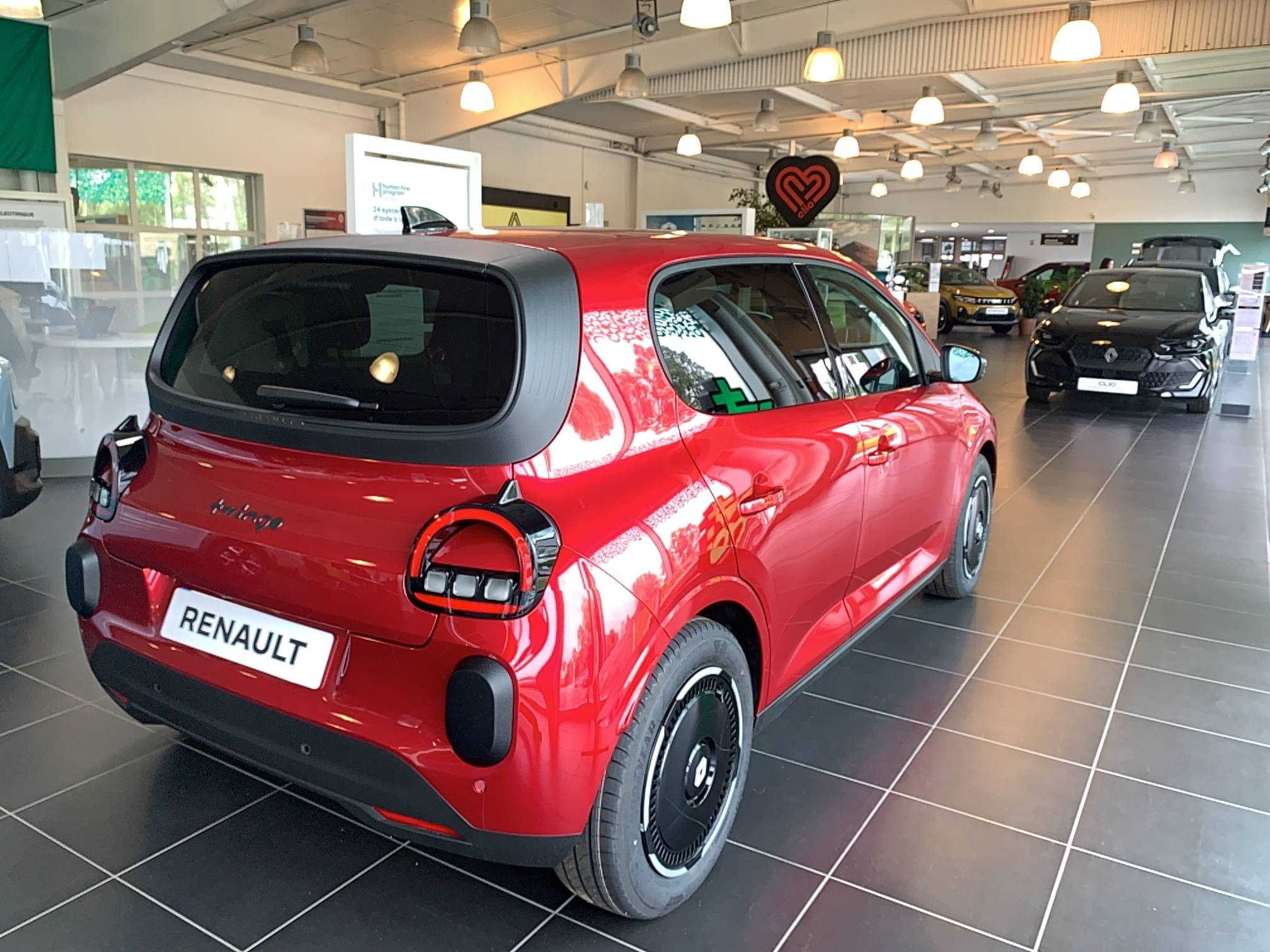 Vente en ligne Renault Twingo Electrique  80 ch autonomie urbaine au prix de 22 190 €