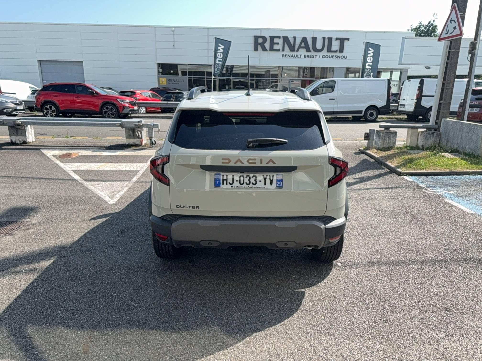 Vente en ligne Dacia Duster  ECO-G 120 au prix de 25 290 €