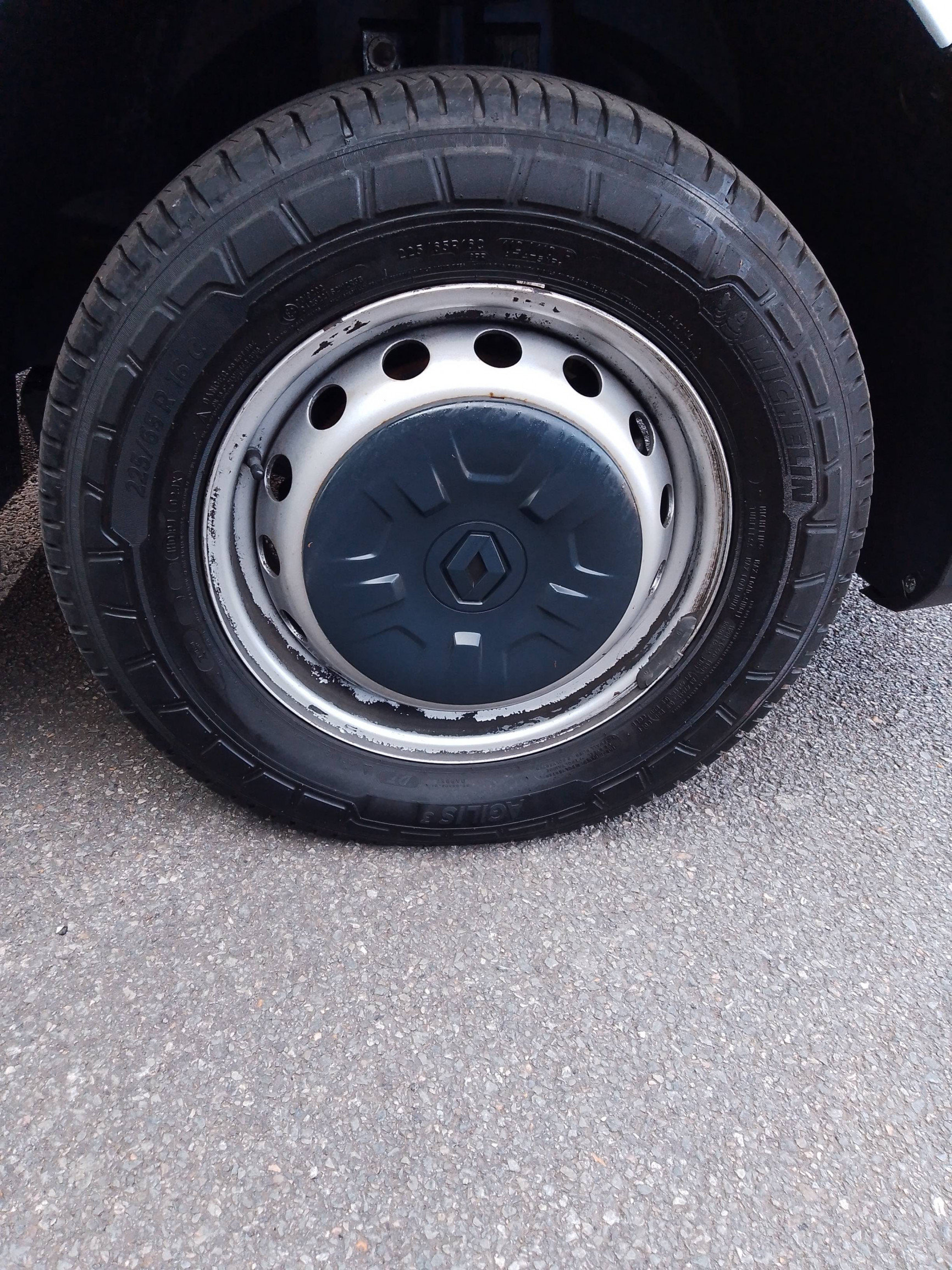 Vente en ligne Renault Master Fourgon MASTER FGN TRAC F3500 L2H2 BLUE DCI 135 au prix de 19 990 €