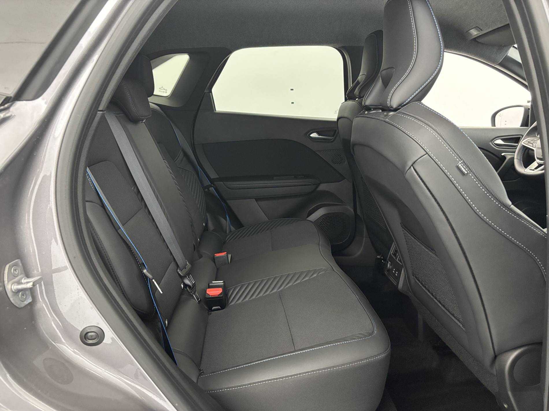 Vente en ligne Renault Symbioz  E-Tech full hybrid 160 ch au prix de 33 750 €