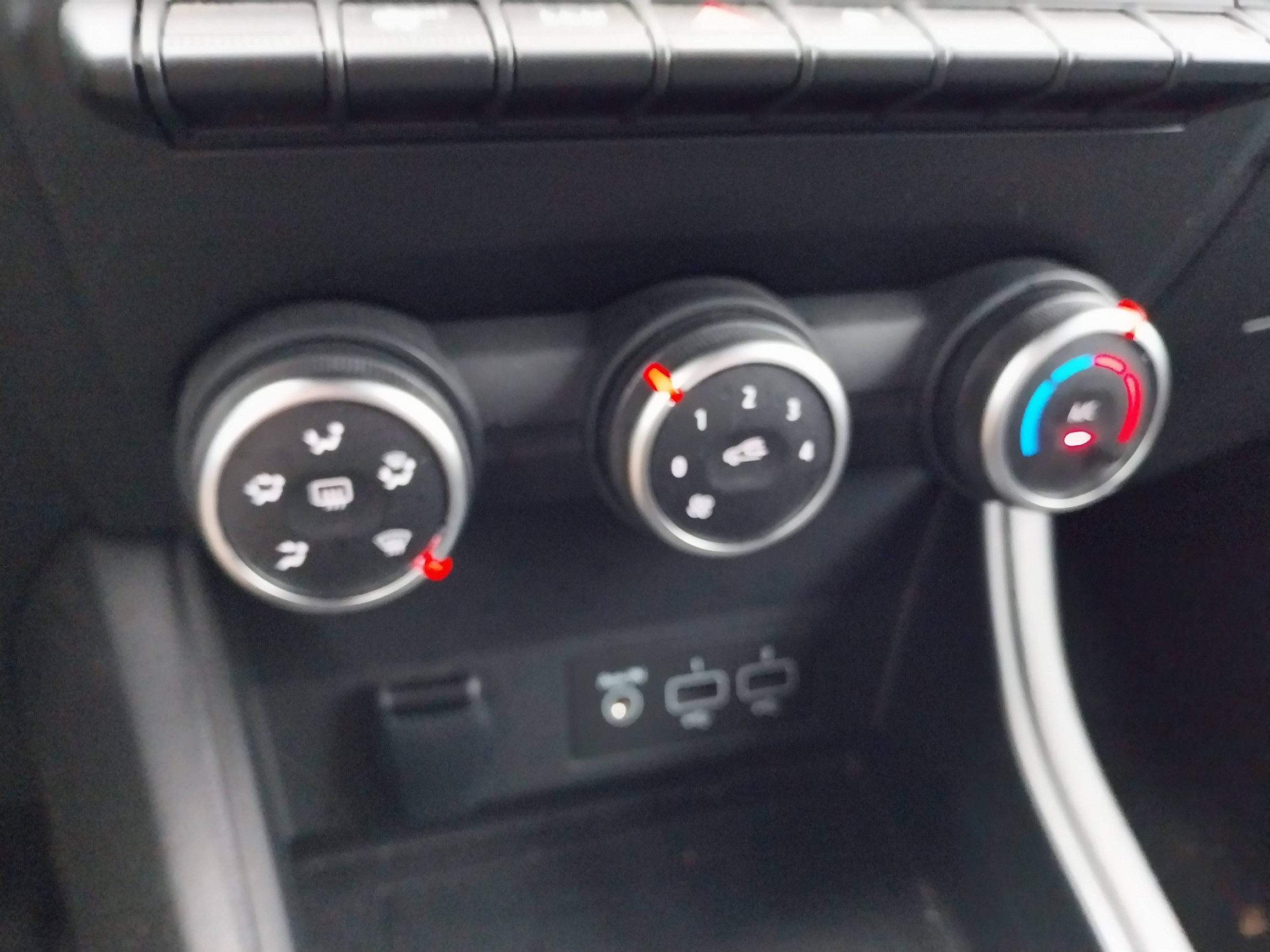 Vente en ligne Renault Captur  TCe 100 GPL au prix de 15 300 €