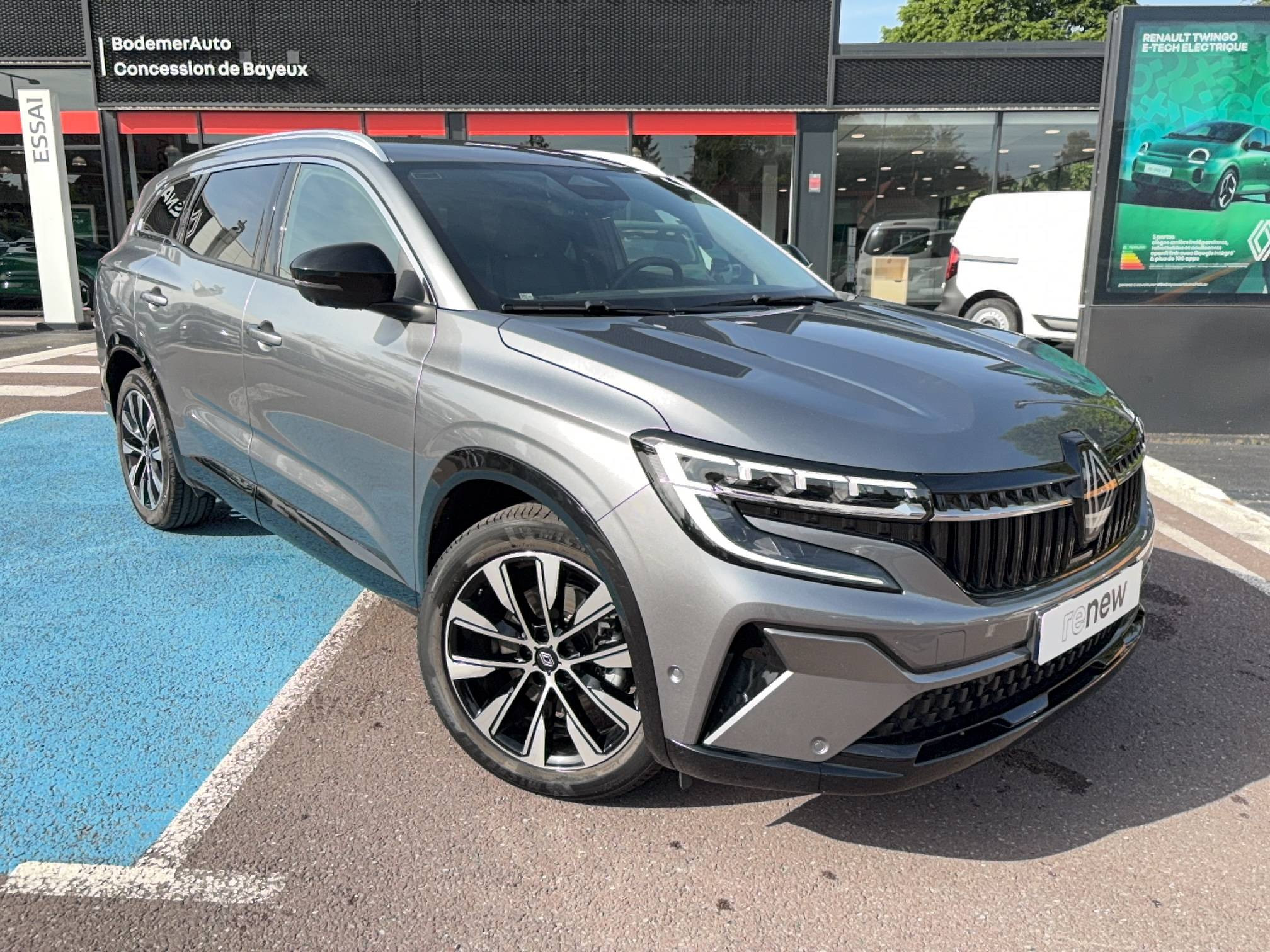 Vente en ligne Renault Espace Espace E-Tech full hybrid 200 GSR2 au prix de 35 490 €