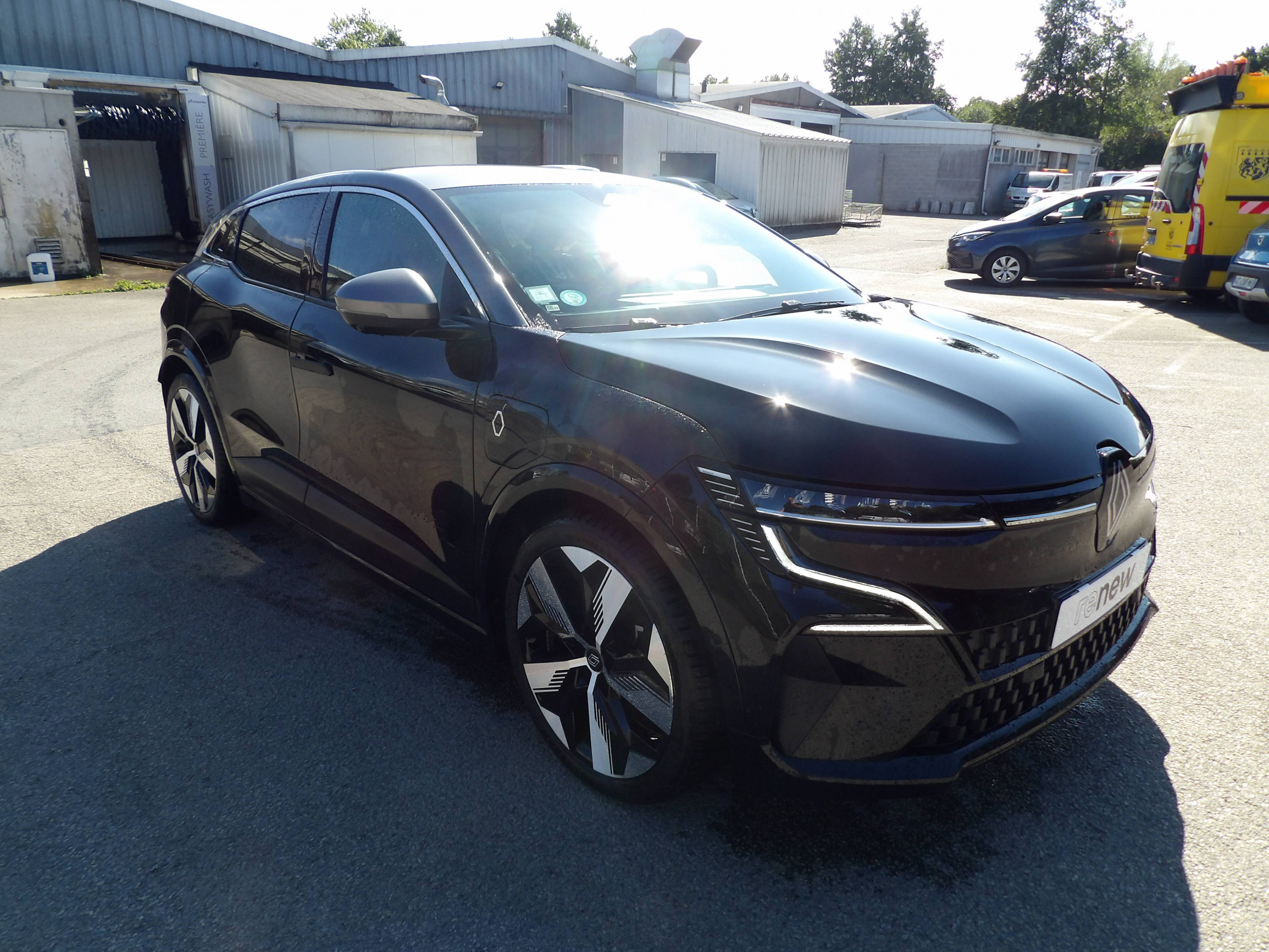 Vente en ligne Renault Megane E-Tech  EV60 220 ch super charge au prix de 24 999 €